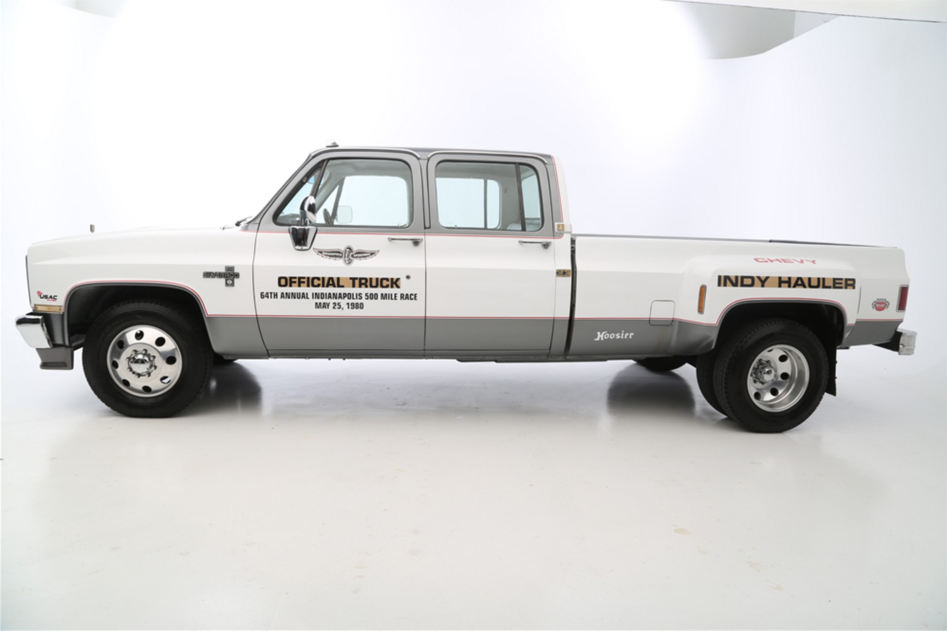 Burt Reynolds Auction-35 Burt Reynolds’ 1978 Pontiac Firebird Trans Am Is Going Up For Auction