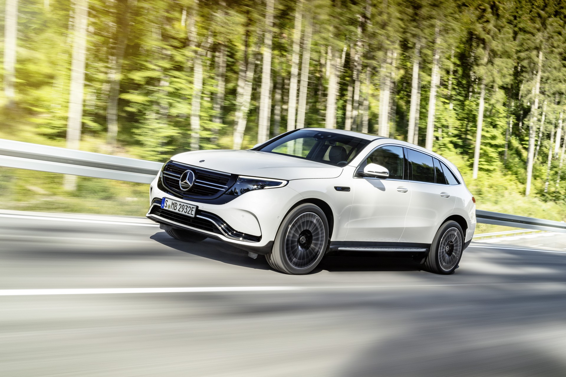 Mercedes-EQC-53 Mercedes Enters The Electric Era With All-New EQC Crossover