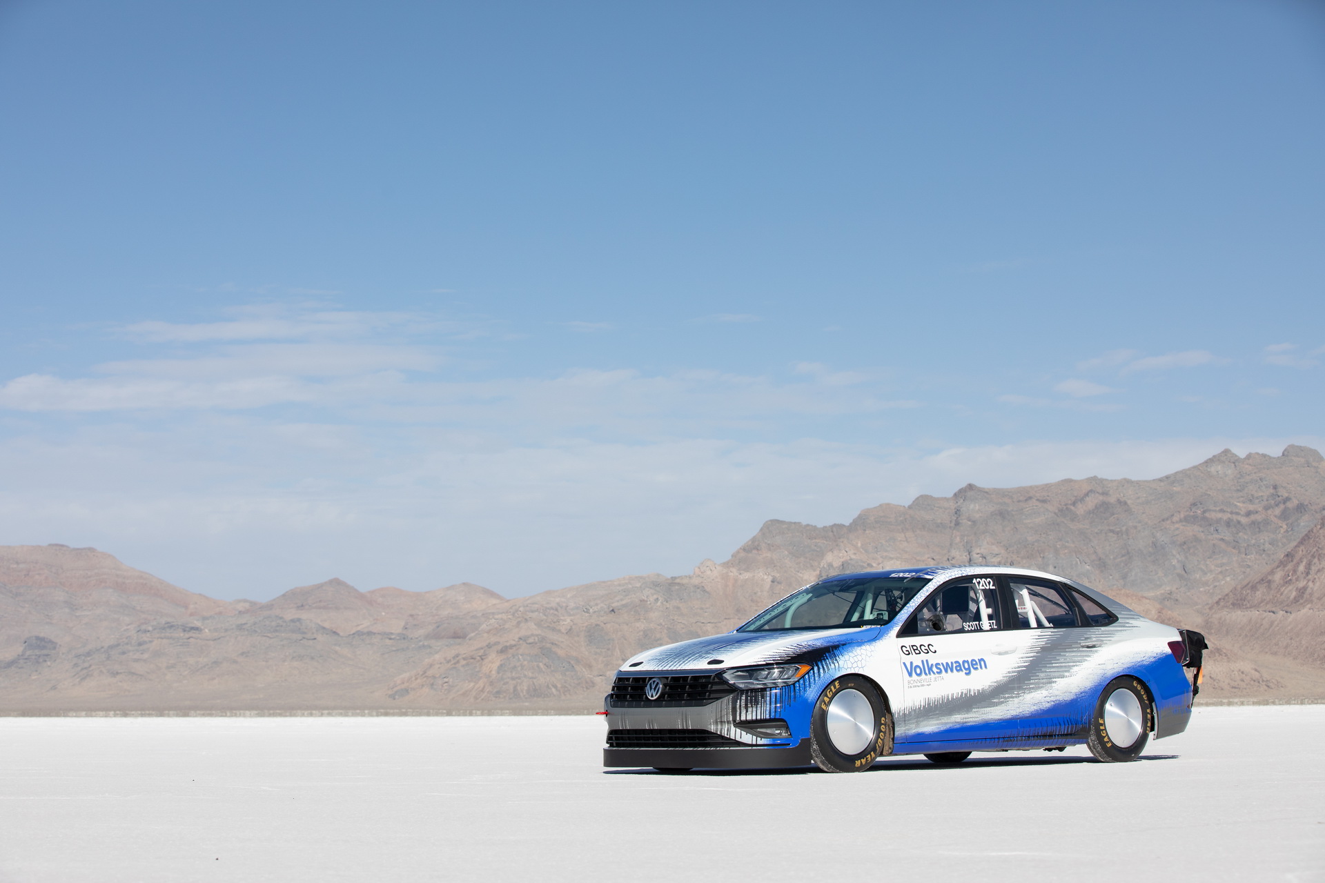 vw-jetta-land-speed-record-salt-flats-2 2019 VW Jetta Breaks SCTA Land Speed Record With 210 MPH Run