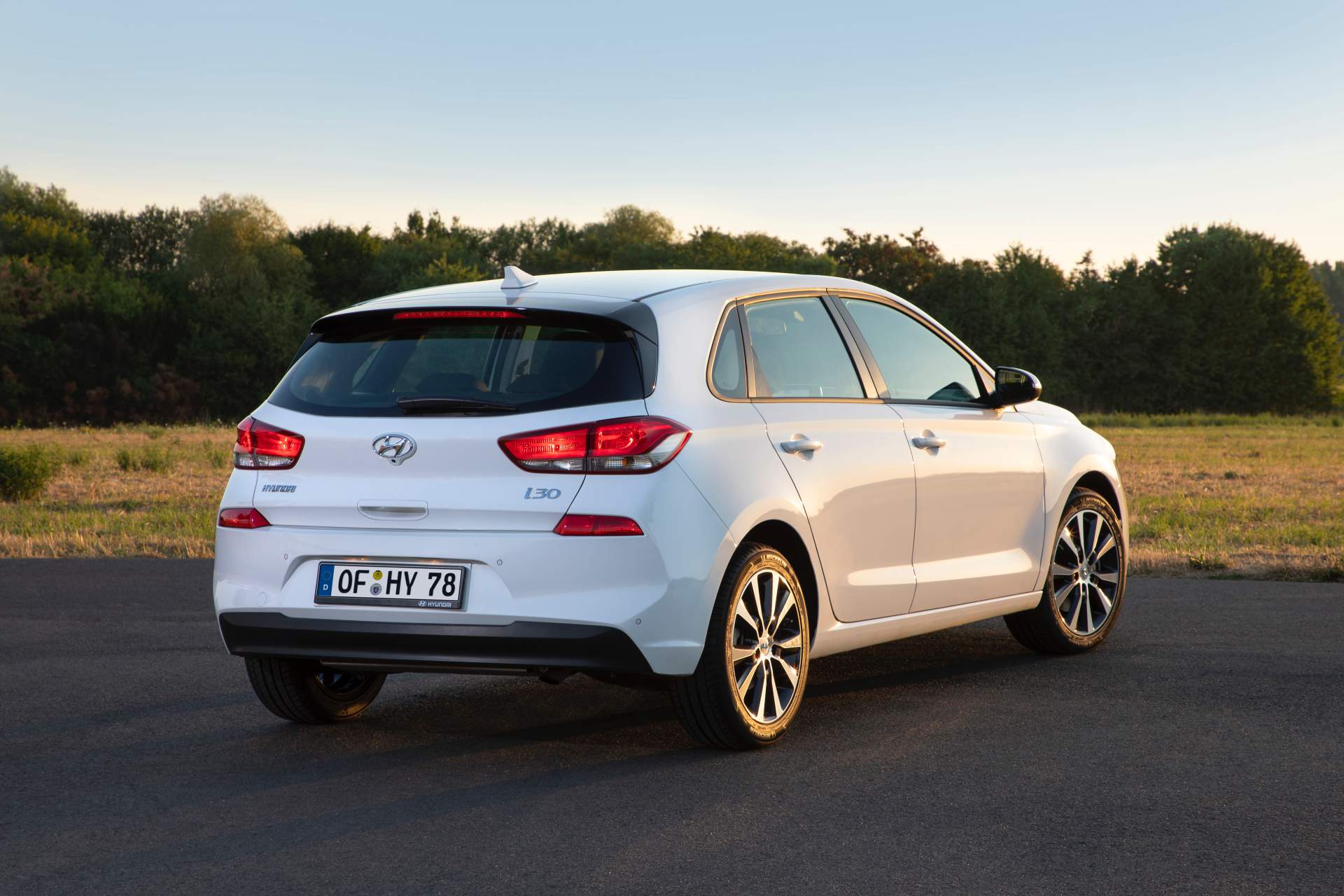 2019-Hyundai-i30-5-door-14 2019 Hyundai i30 Hatch And Wagon Get New Diesels And Styling Tweaks