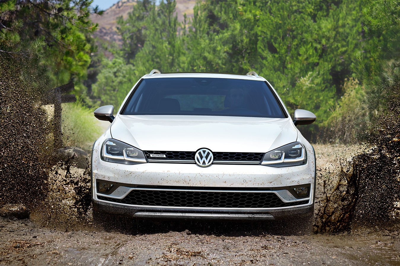 2019_Golf_Alltrack--8763 2019 VW Lineup Is A Mixed Bag As The Golf Loses Power And The Passat Climbs $2,300