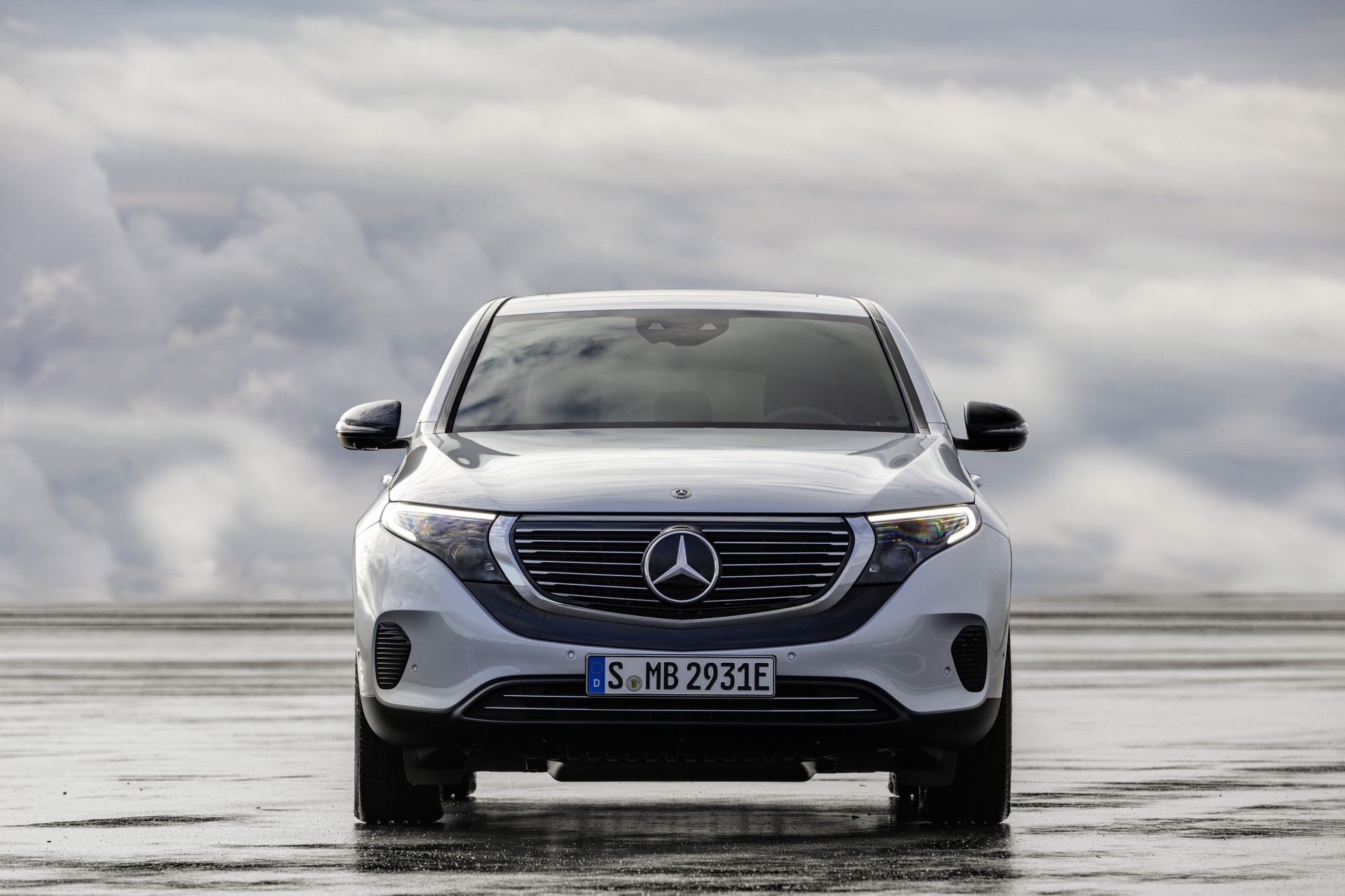 Mercedes-EQC-36 Mercedes Enters The Electric Era With All-New EQC Crossover