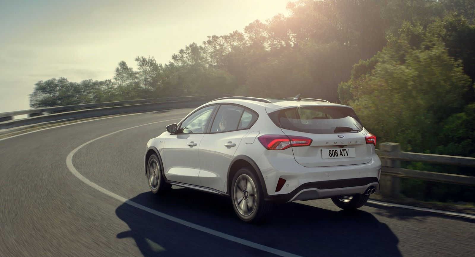 Ford-Focus-Active-USA-4 Sorry Trump, Ford Won’t Move Focus Active Production From China To U.S.