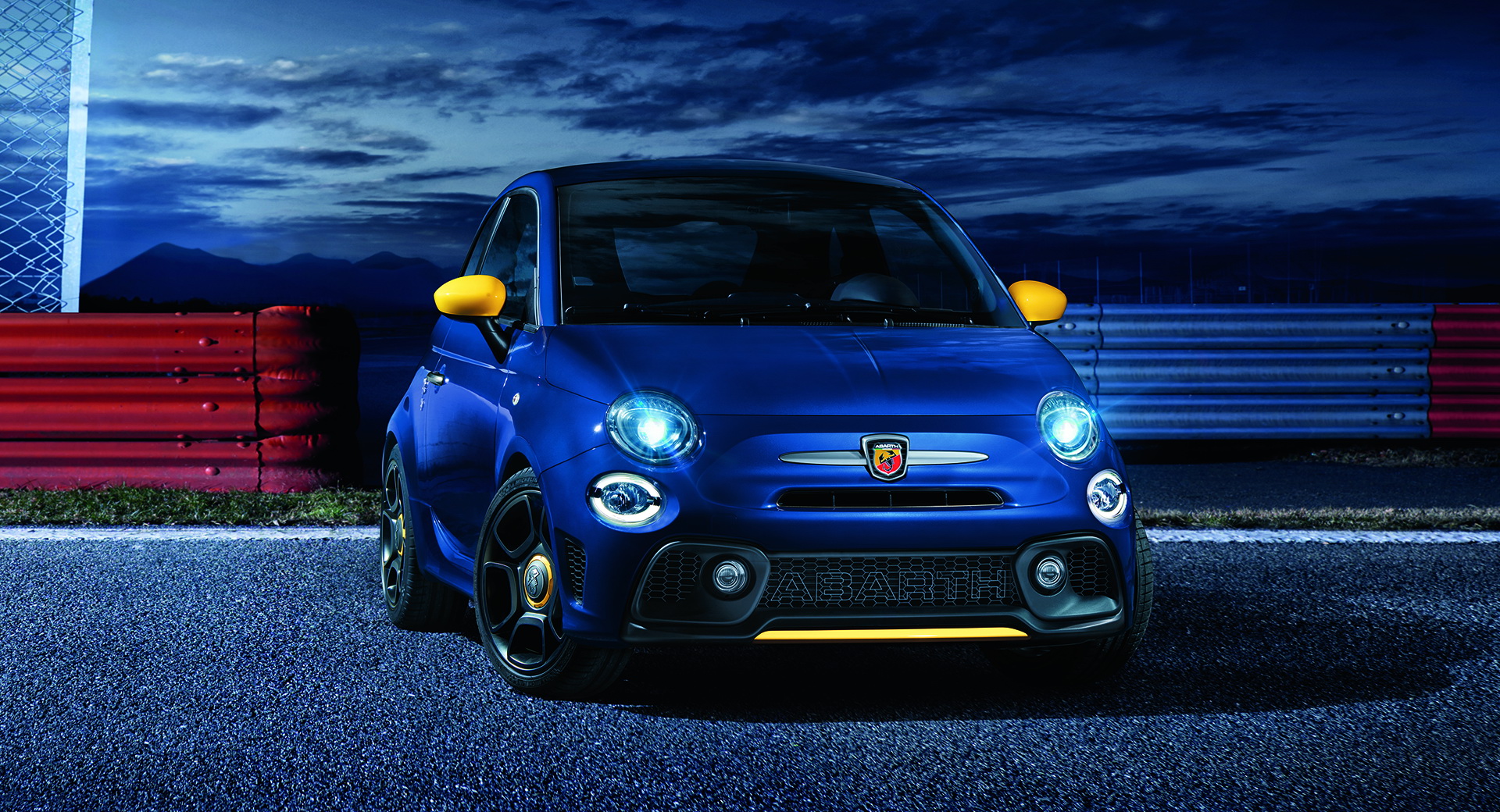 2019-Abarth-595-02 Abarth Updates 595 Range With Five Models And Up To 177HP