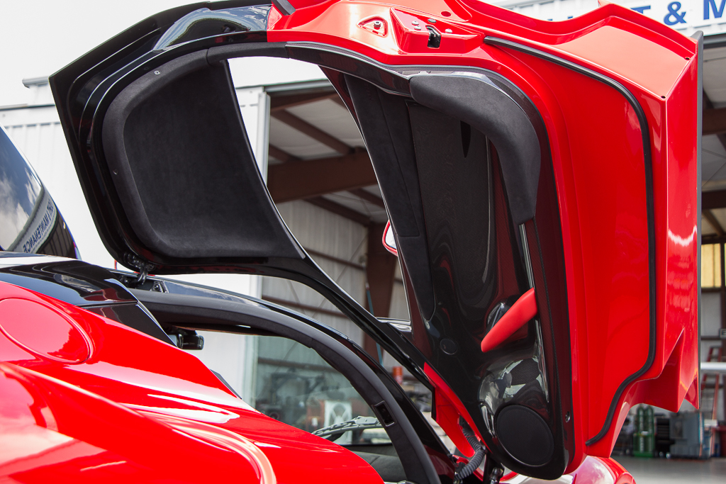 2015-LaFerrari-Auction-37 2015 LaFerrari Fails To Sell On Online Auction Despite $3.1 Million Bid