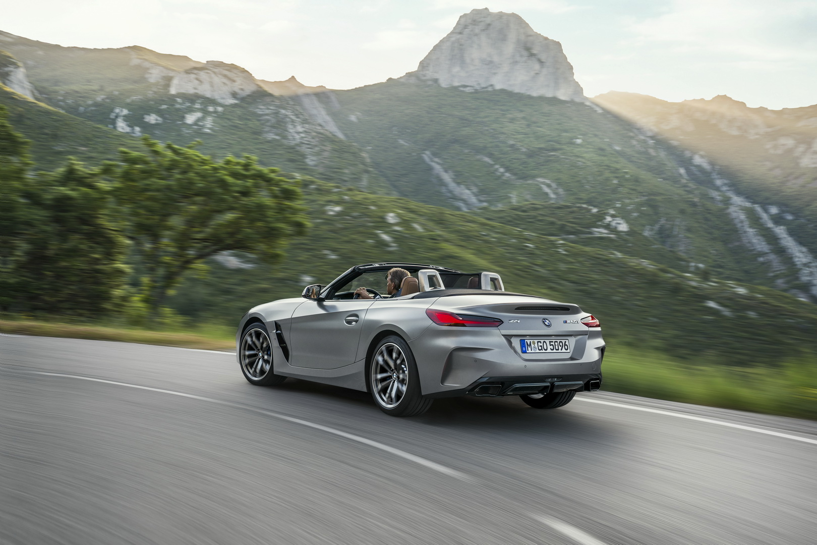 2019-bmw-z4-9 BMW’s Paris Auto Show Lineup Announced, Includes New Z4, 8-Series Models