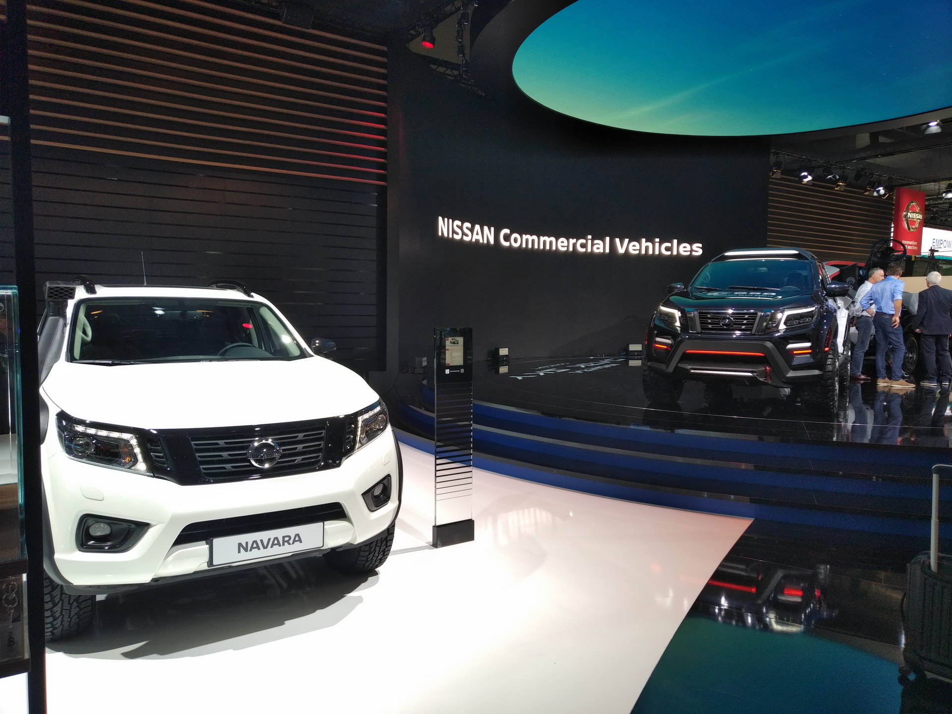 nissan-navara-nguard-hannover-livepics-22 Nissan Navara N-Guard Touches Down In Hannover Wearing AT32 Conversion Kit