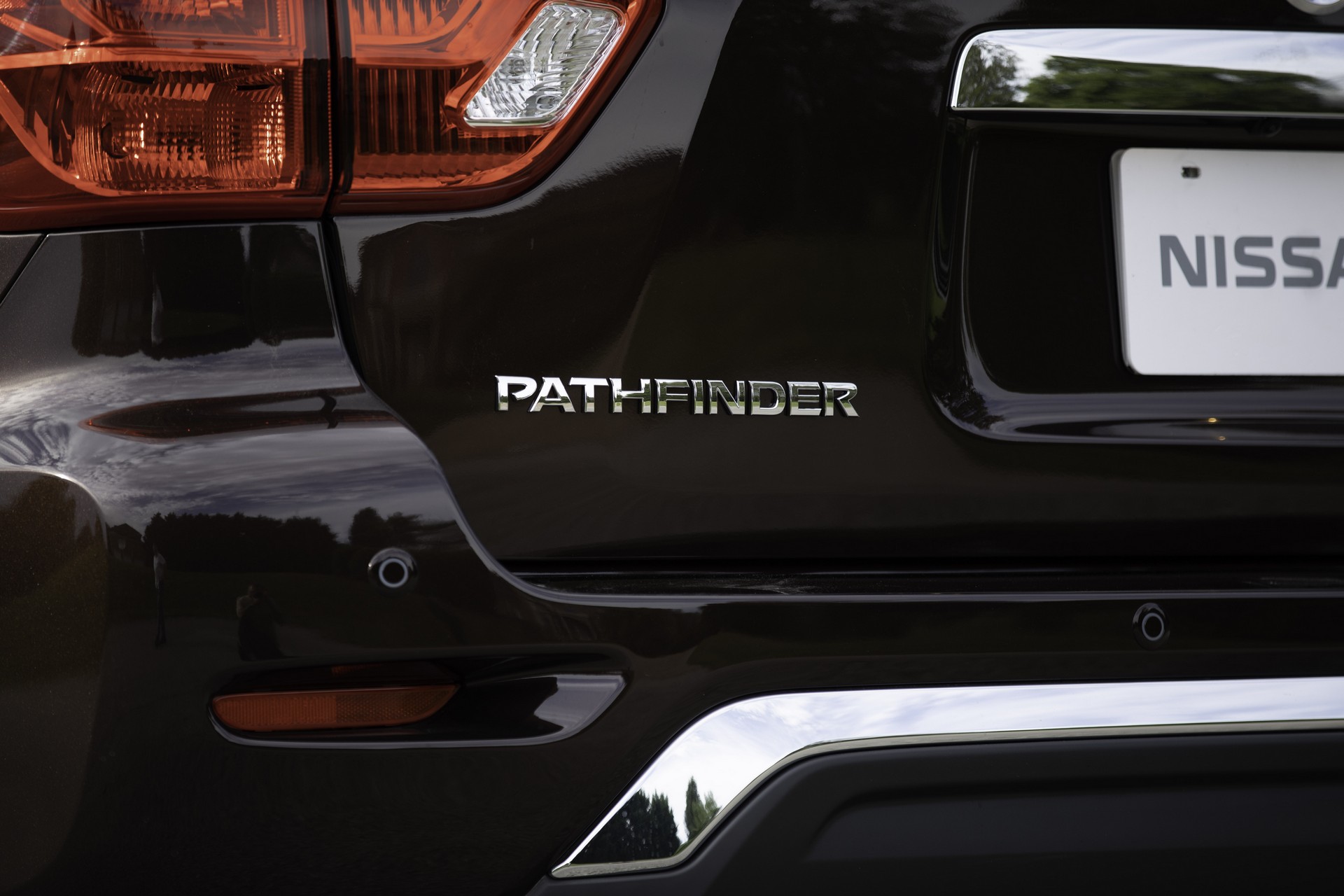 2019-Nissan-Pathfinder-17 2019 Nissan Pathfinder Arrives With Newly Standard Driver Assistance Systems