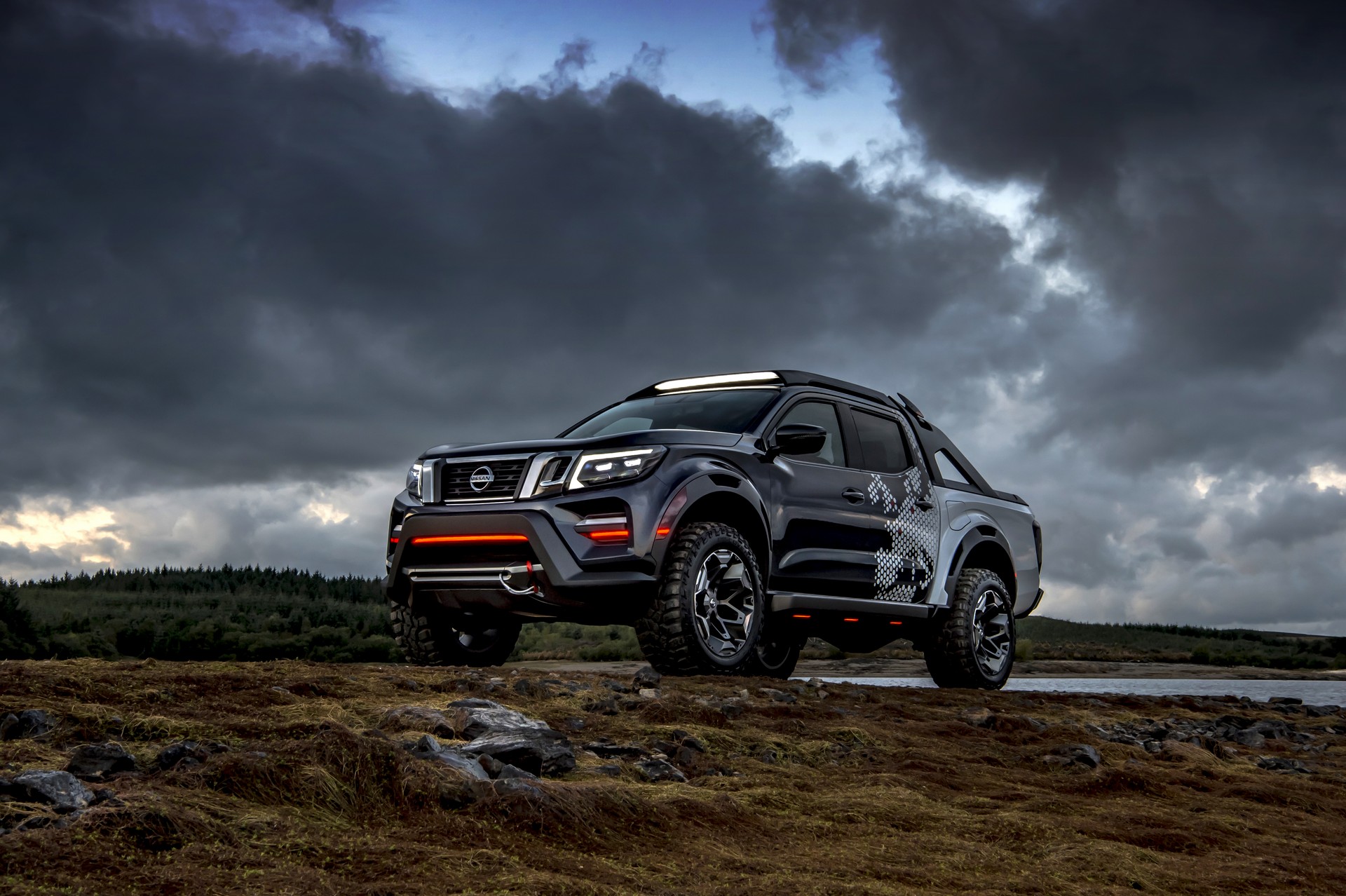 Navara Dark Sky concept-37 Nissan Navara Dark Sky Concept Packs Plenty Of Star Power Thanks Its To Observatory-Class Telescope