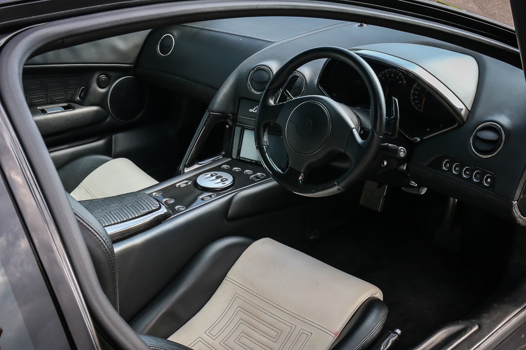 lamborghini-murcielago-versace-6 Show Up At Fashion Shows In A Rare Lamborghini Murcielago Versace