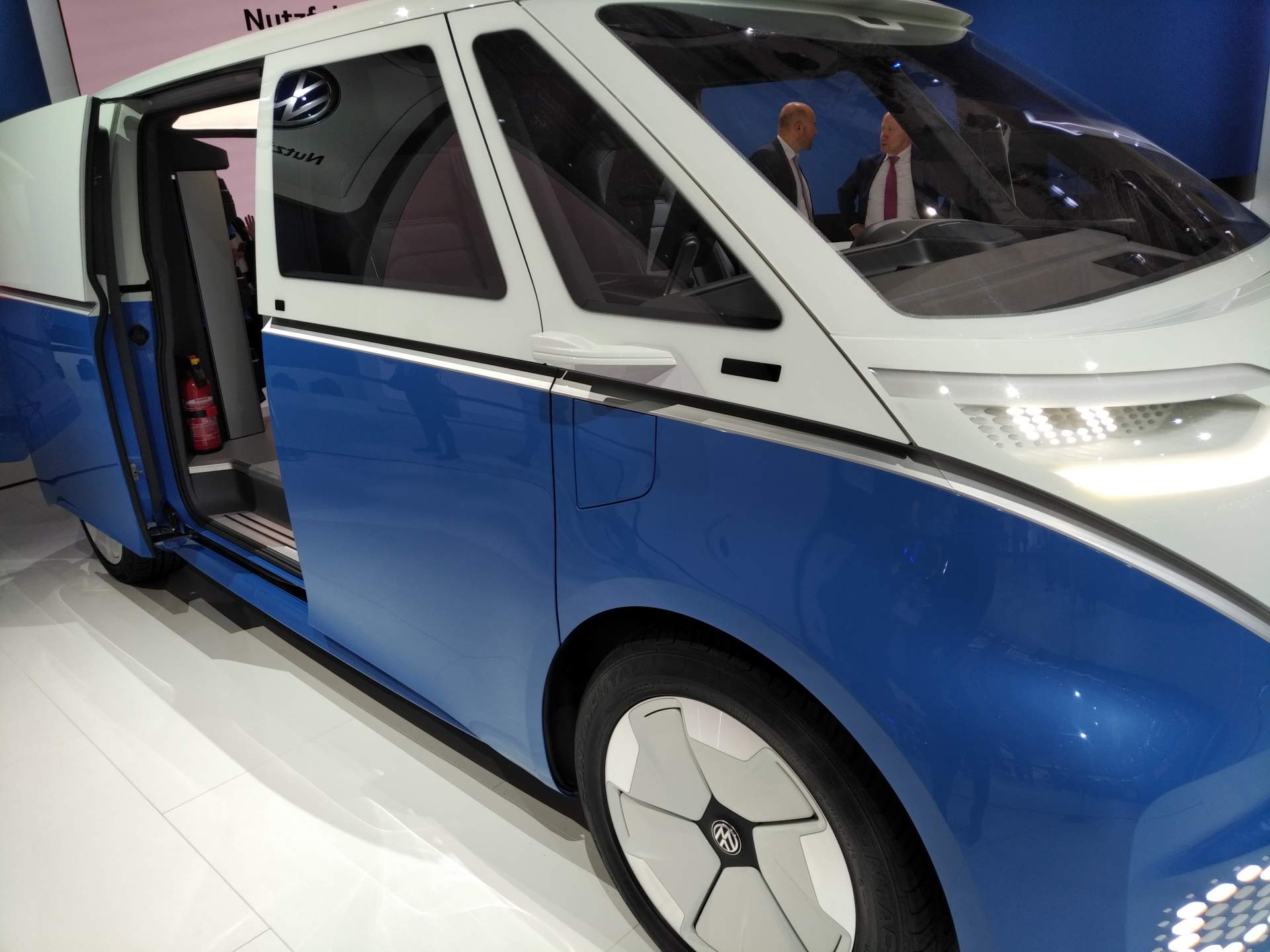 VW-ID-Buzz-Cargo-Concept-at-Hannover-CV-Show-20 VW I.D. Buzz Cargo Concept Previews All-Electric Van With 550Km Range