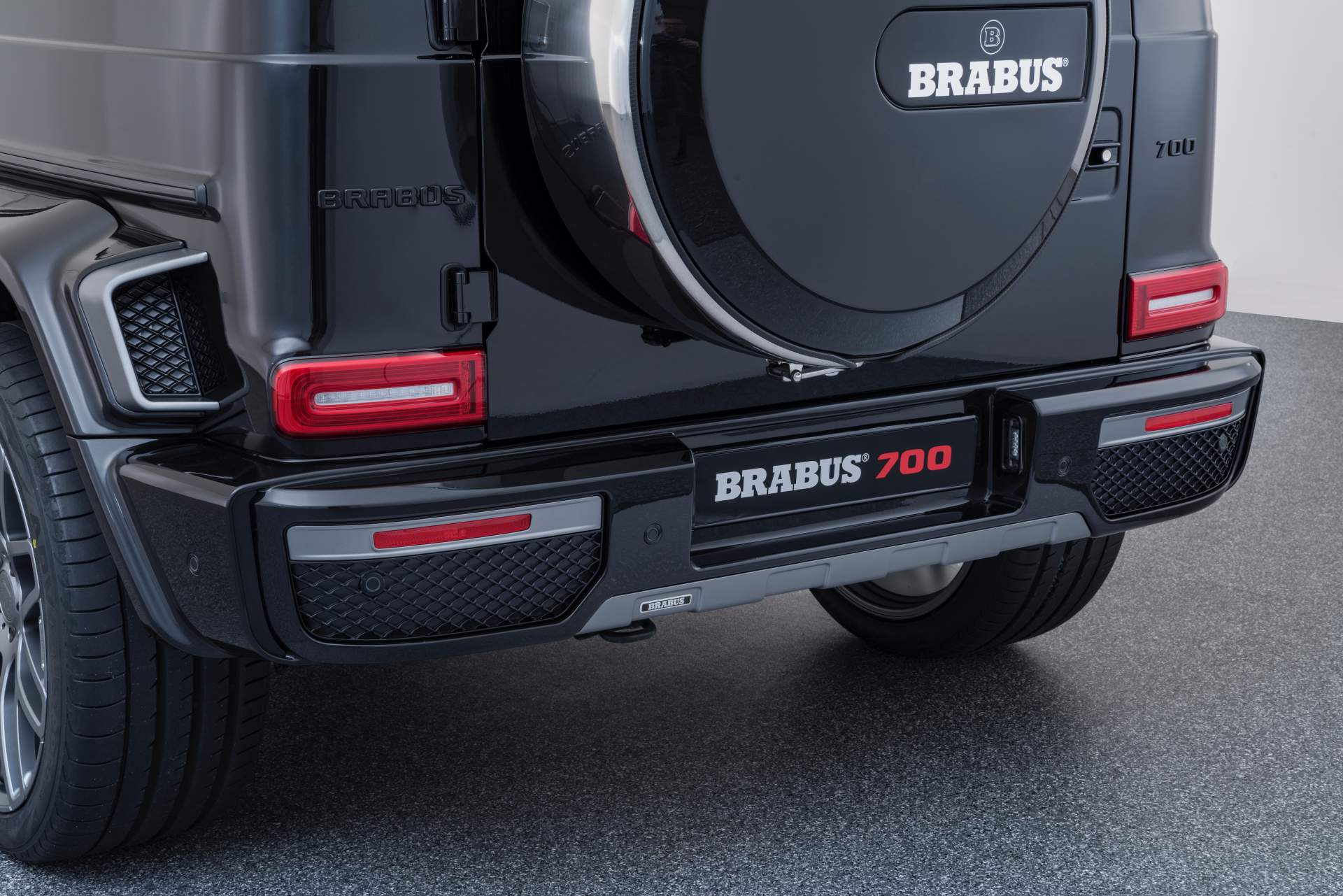 Brabus-700-Widestar-based-on-Mercedes-AMG-G63-26 New Brabus 700 Widestar Is What Stock Mercedes-AMG G63s Dream Of Becoming