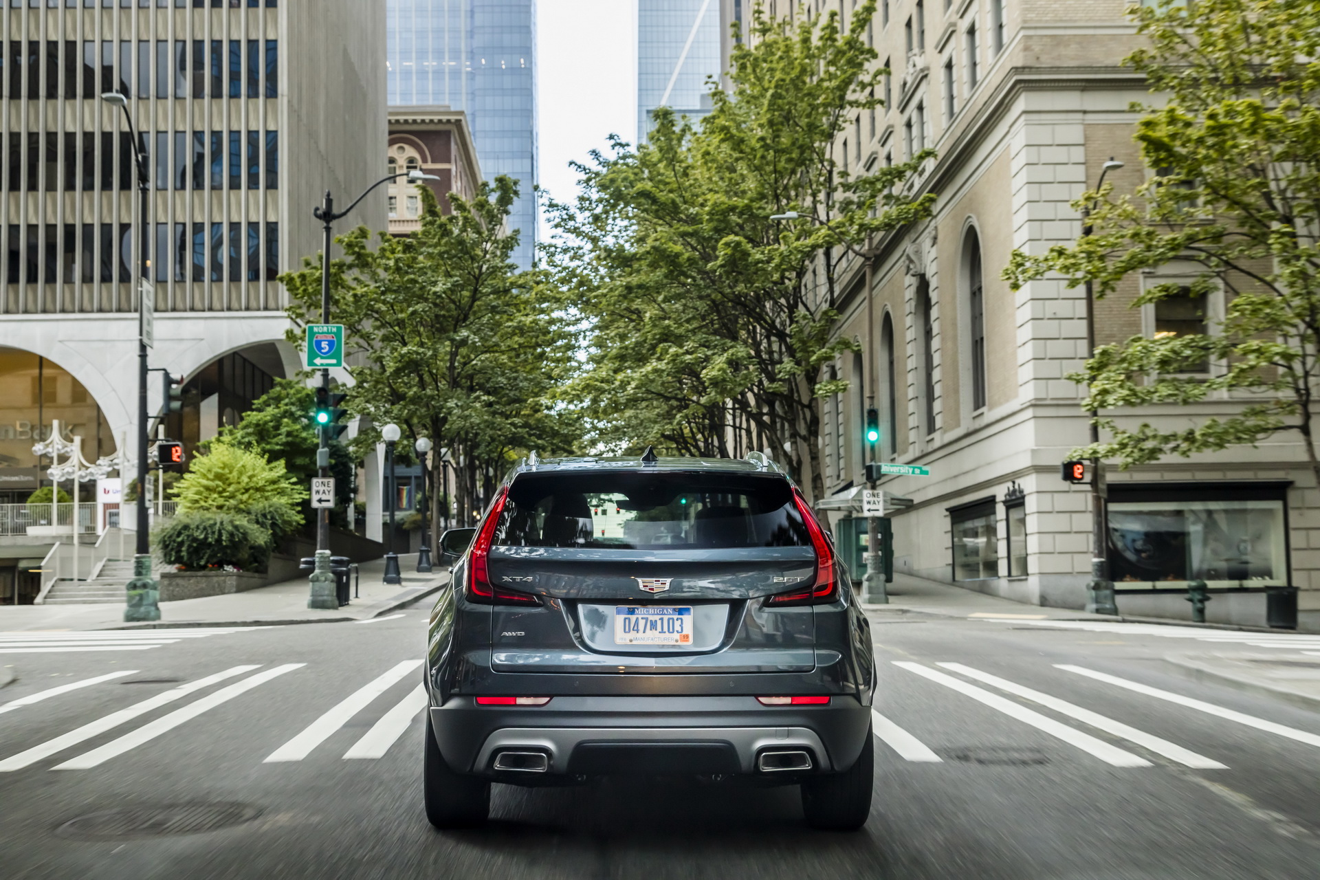 2019-Cadillac-XT4-005 Cadillac Puts Diesel Engine Development On Hold, Will Focus On Electrification