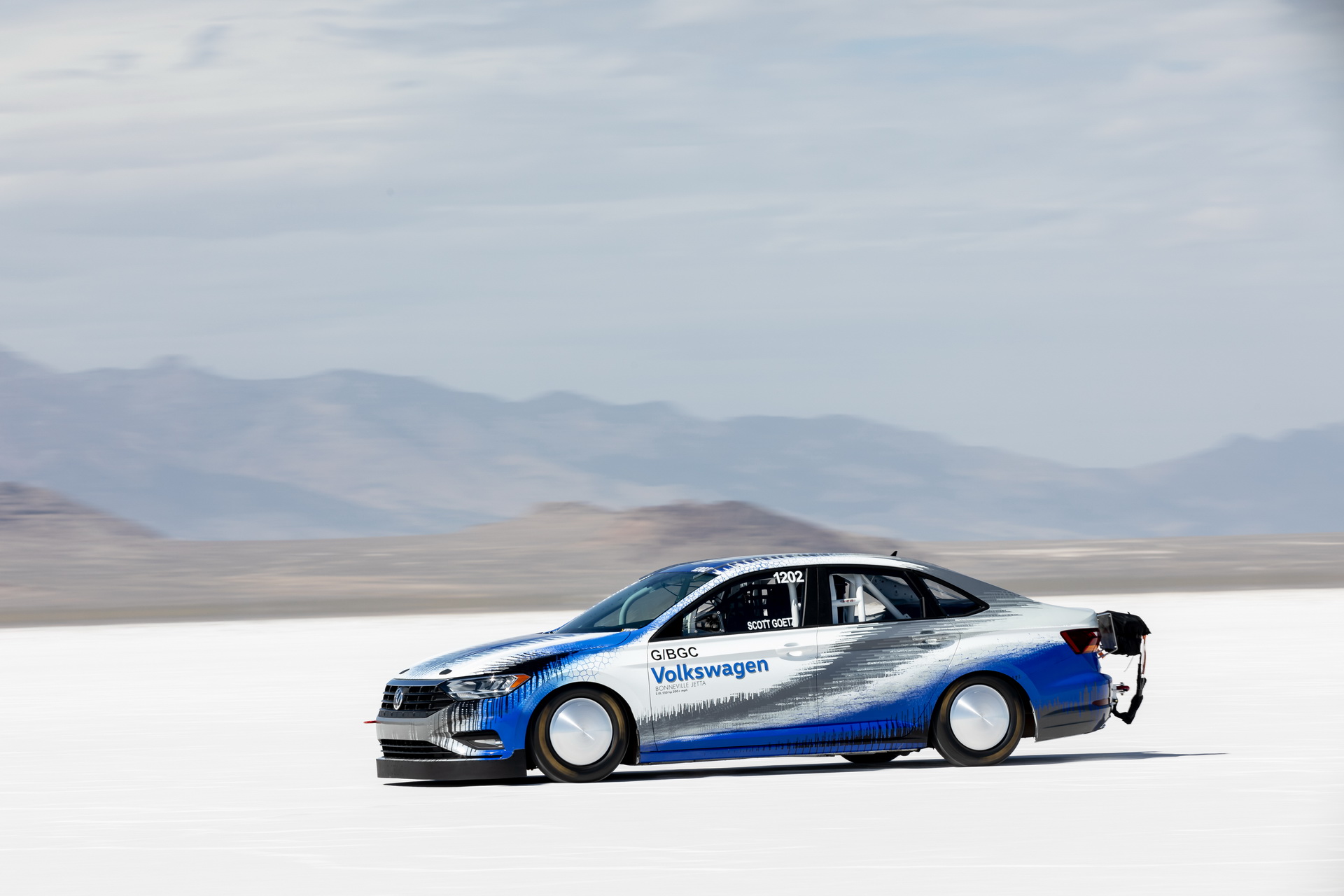 vw-jetta-land-speed-record-salt-flats-30 2019 VW Jetta Breaks SCTA Land Speed Record With 210 MPH Run