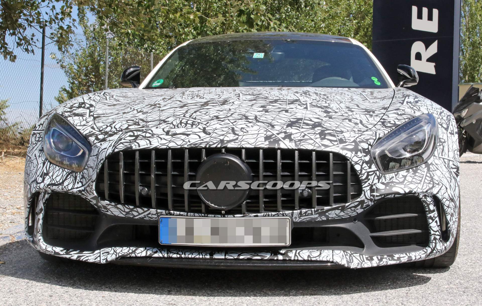 Mercedes-AMG-GT-R-prototype-spy-shots-7 Louder Mercedes-AMG GT R Prototype Spied With New Exhausts, What Is It?
