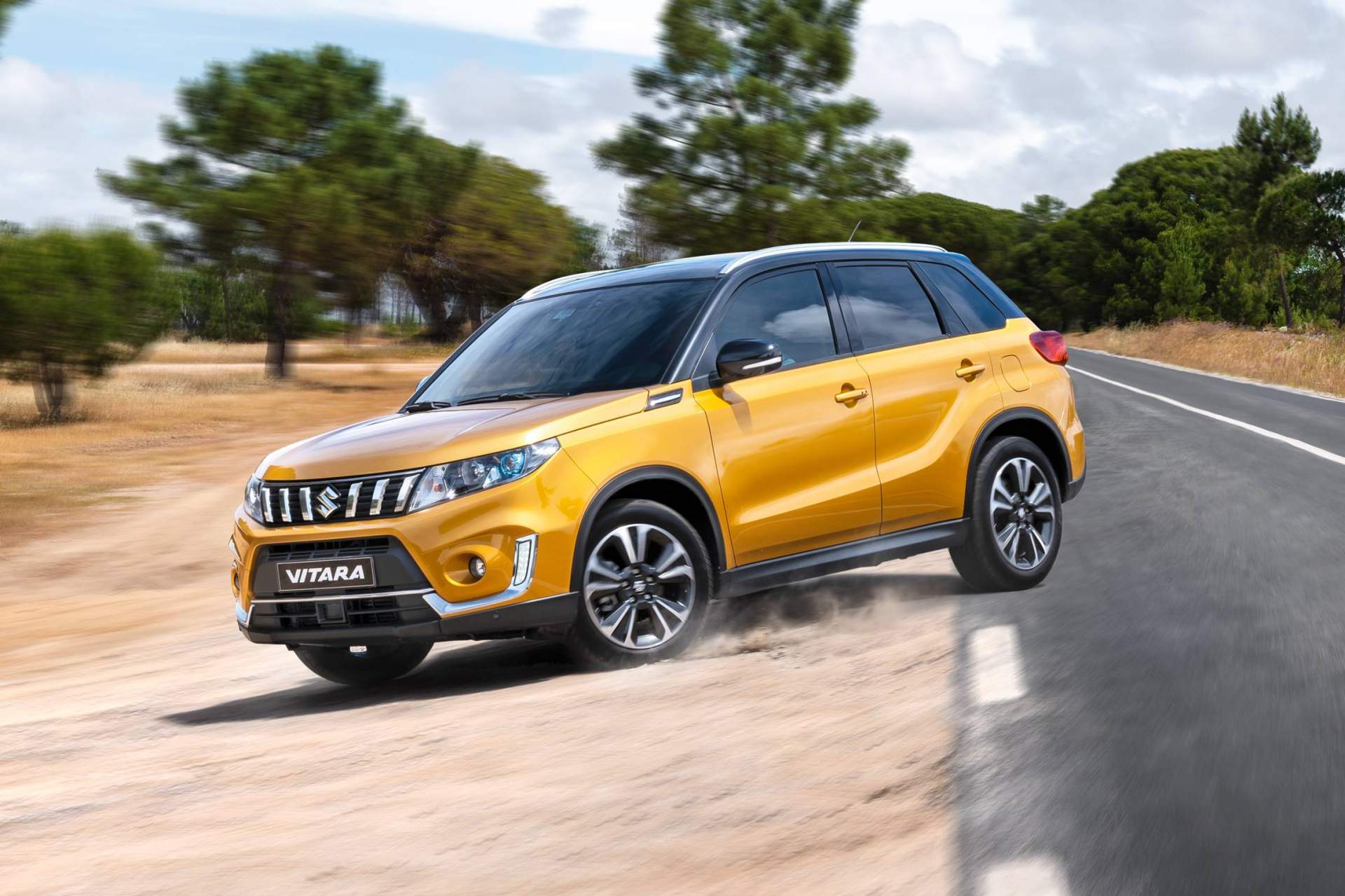 2019-Suzuki-Vitara-9 Suzuki Drops More Photos Of 2019 Vitara, Prices It From €18,650 In Germany