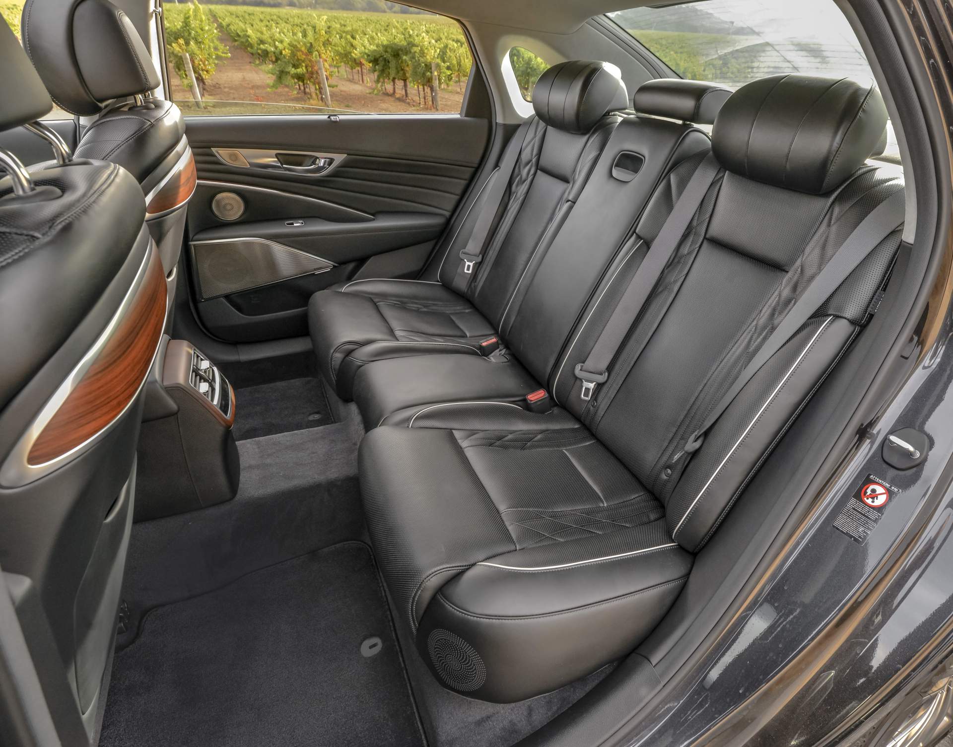 2019 K900 2019 Kia K900 Detailed As Sales Debut Draws Nearer, Pricing TBA