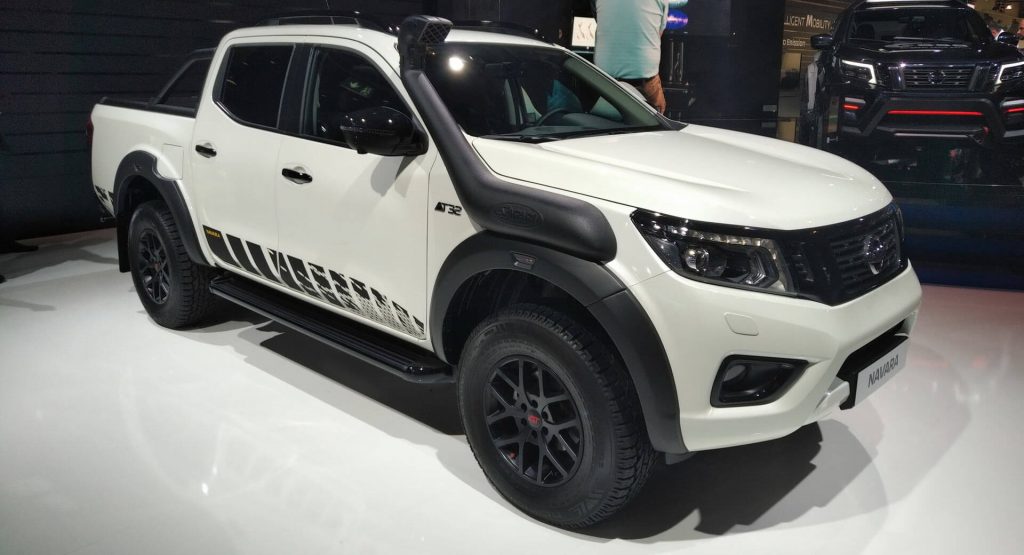 nissan-navara-nguard-hannover-livepics-31 Nissan Navara N-Guard Touches Down In Hannover Wearing AT32 Conversion Kit