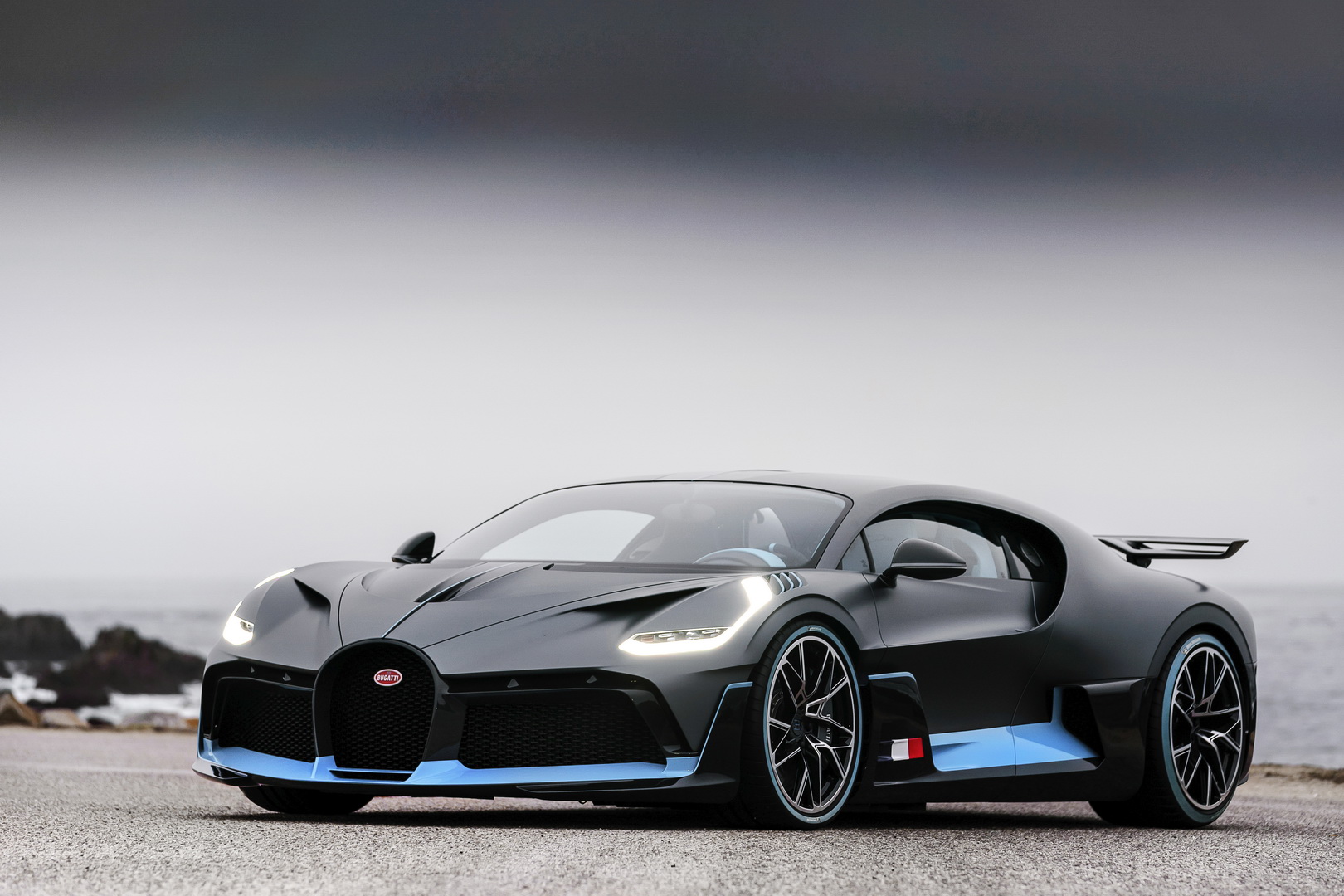 bugatti-divo-6 Bugatti Might Go Hybrid, Current W16 Engine Is ‘The Last Of Its Kind’