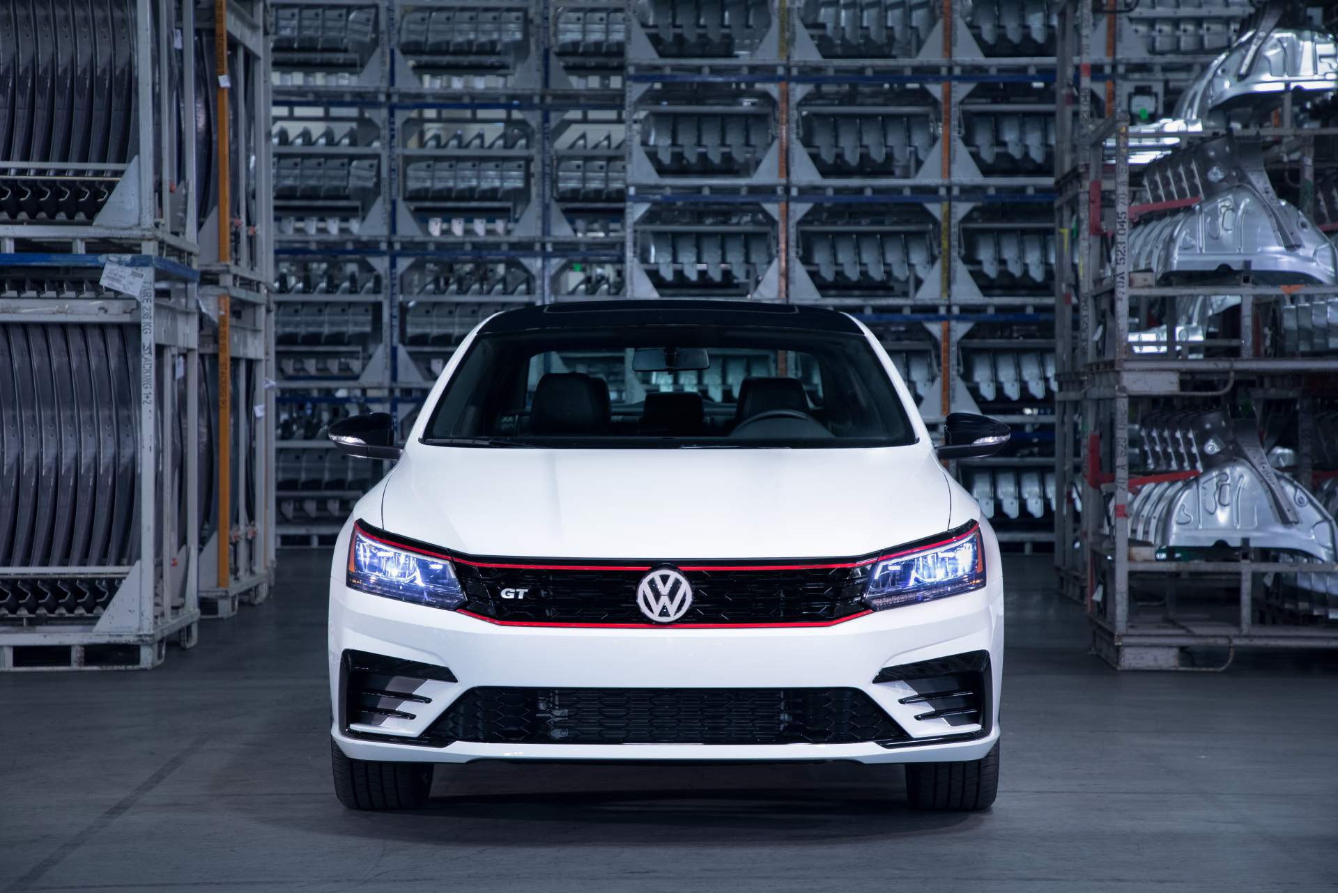 2018-VW-Passat-GT-1 VW Cuts 2019 Passat Lineup To Just Two Trim Levels, Drops V6 Option