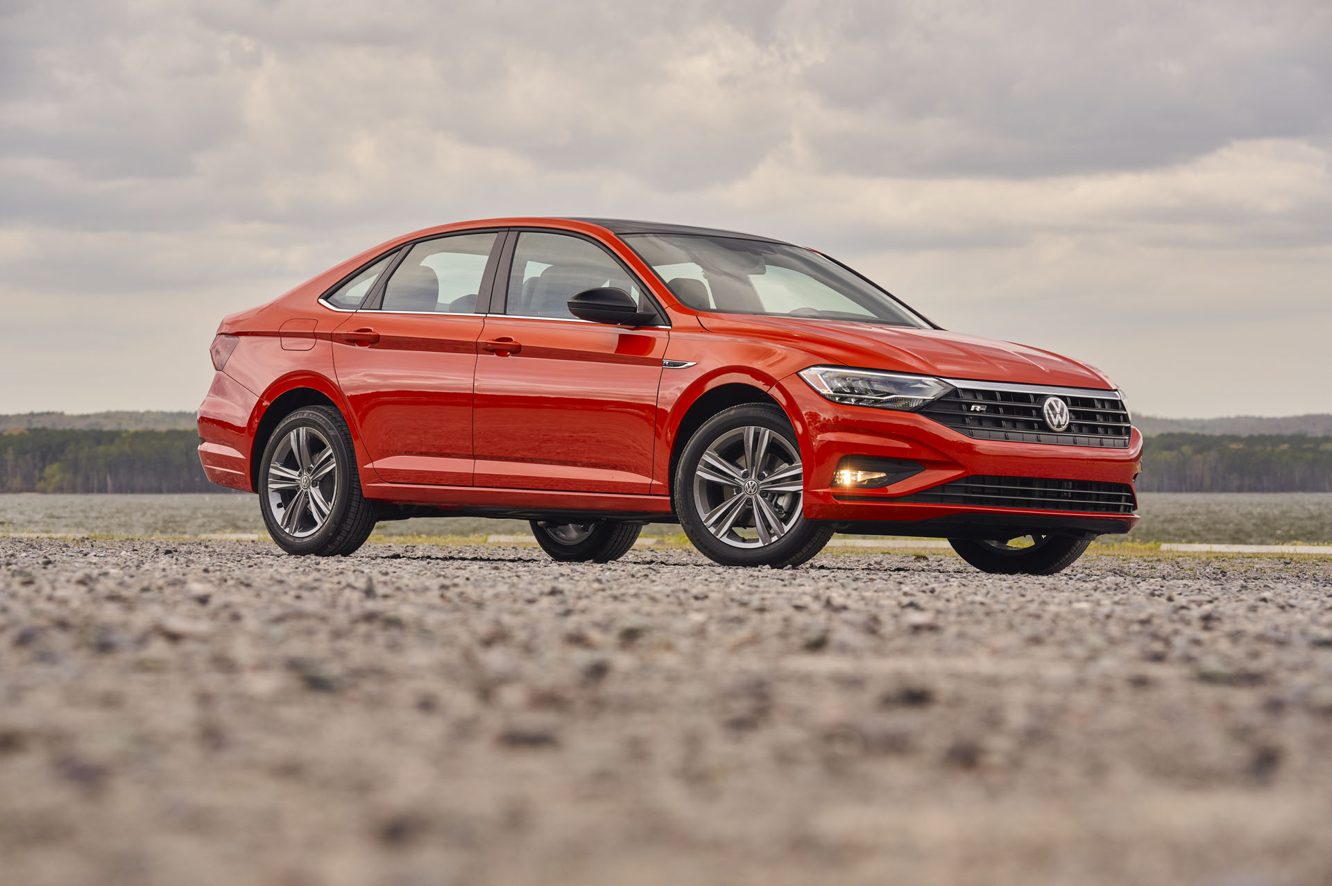 2019_Jetta_-_R-Line-Large-8107 copy VW Jetta GLI Tipped For January Debut In Detroit