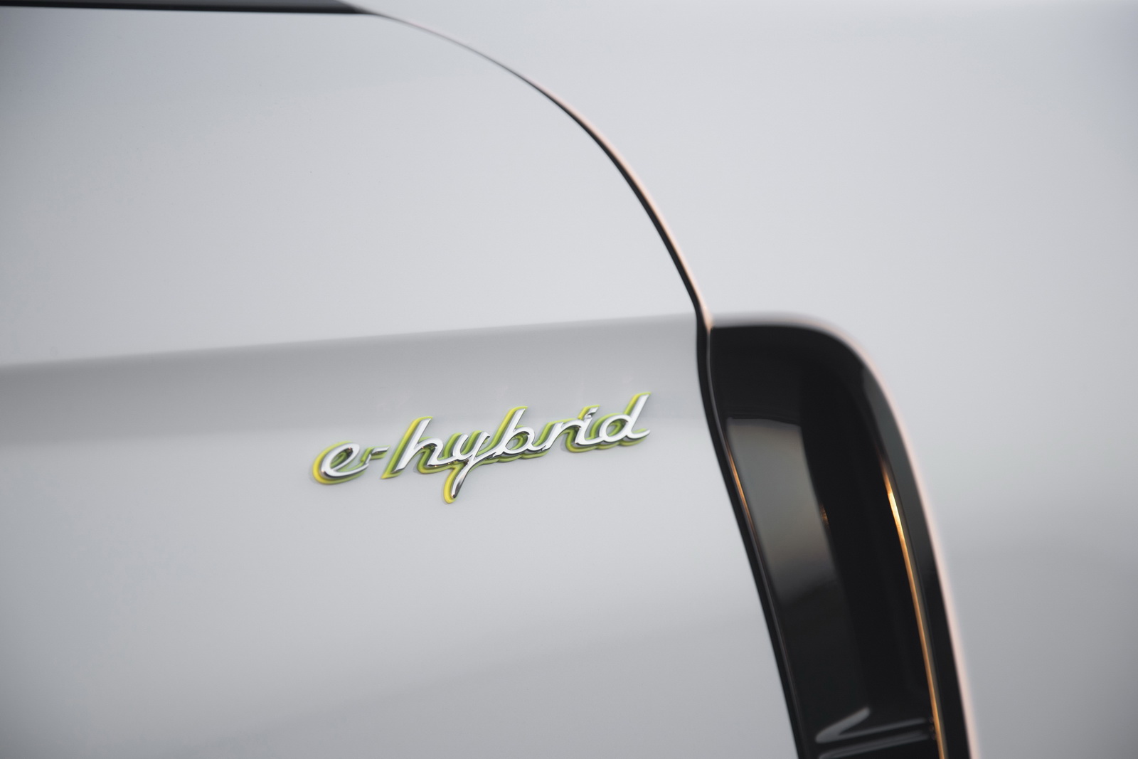 vw-others-stop-phev-sales-due-to-wltp-3 VW, Porsche, BMW, Mercedes Halting PHEV Sales In Europe Over New WLTP Standards