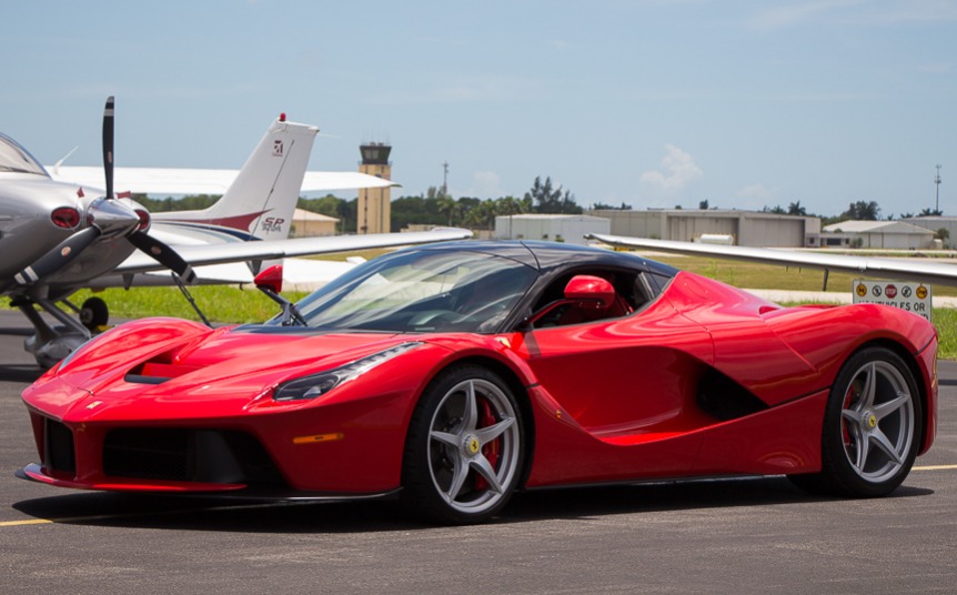 2015-LaFerrari-Auction-5 2015 LaFerrari Fails To Sell On Online Auction Despite $3.1 Million Bid