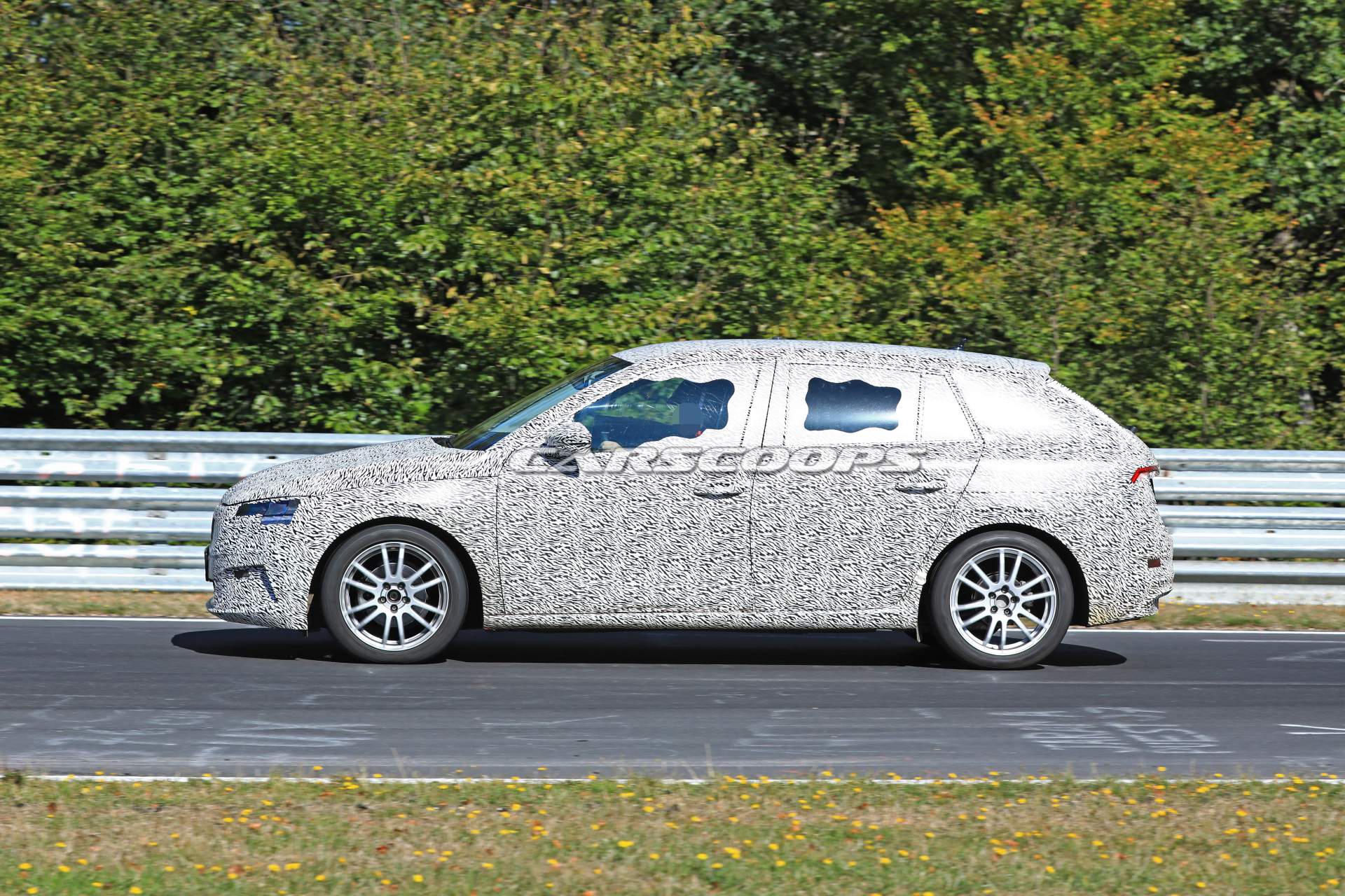 2019-Skoda-Rapid-Spaceback-spy-shots-11 2019 Skoda Rapid Spaceback Makes Spy Debut At The Nürburgring