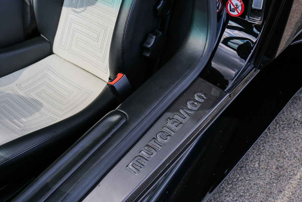 lamborghini-murcielago-versace-20 Show Up At Fashion Shows In A Rare Lamborghini Murcielago Versace