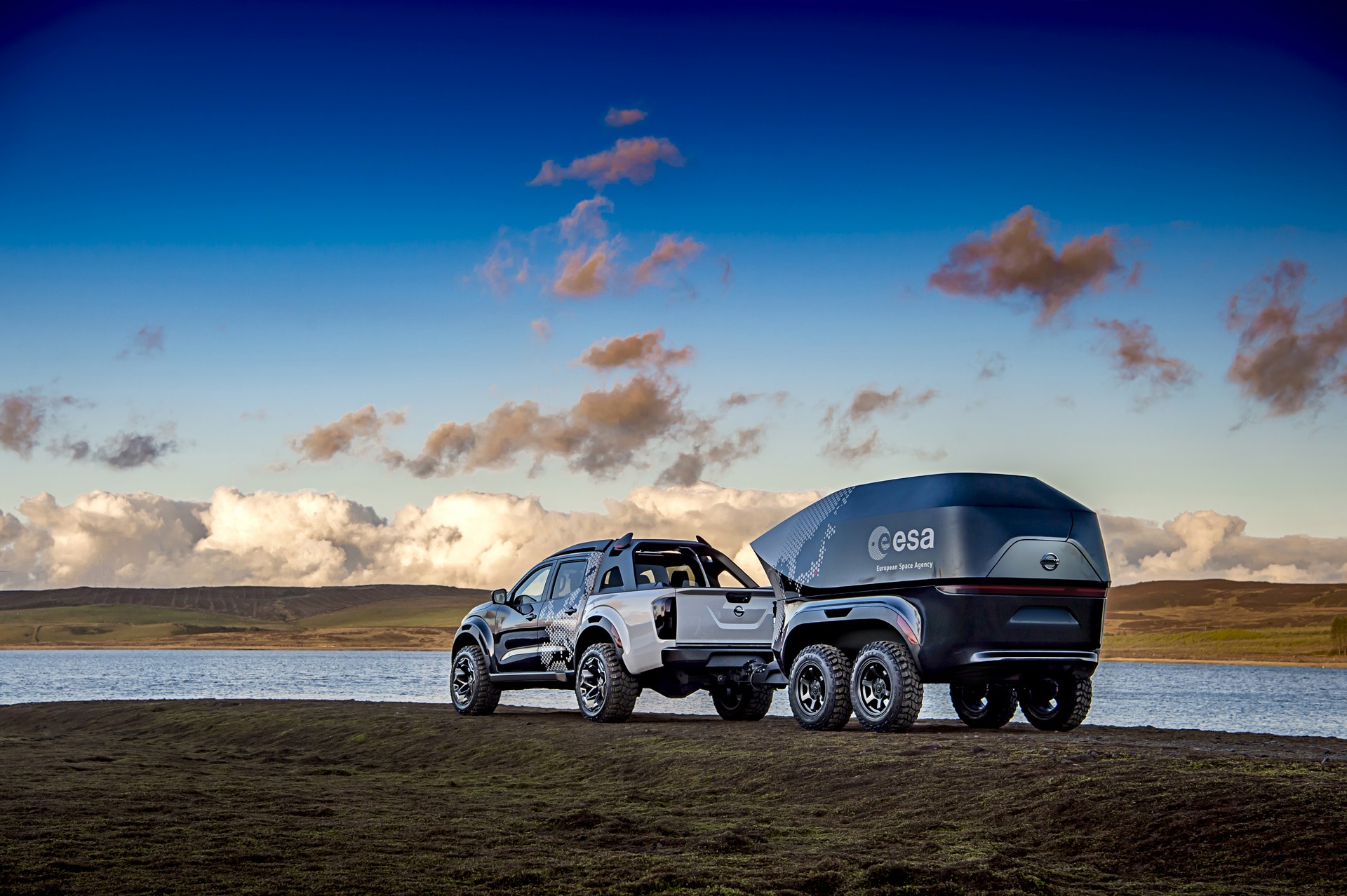 Navara Dark Sky concept-32 Nissan Navara Dark Sky Concept Packs Plenty Of Star Power Thanks Its To Observatory-Class Telescope