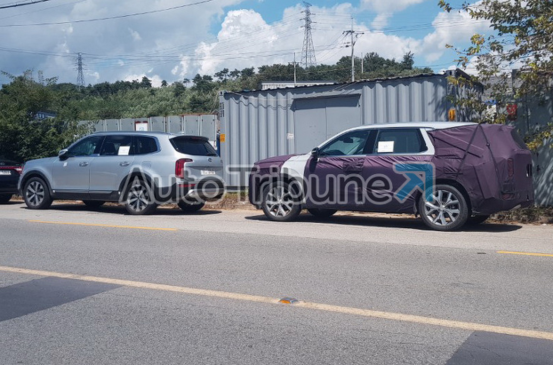2019 Kia Telluride 07 2019 Kia Telluride Spotted Undisguised (Again), Remains Pretty Faithful To The Concept