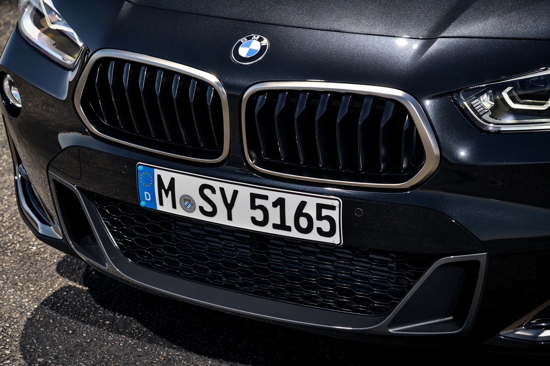 BMW X2 M35i-28 2019 BMW X2 M35i Combines 302 HP With A Hatchback-Like Body