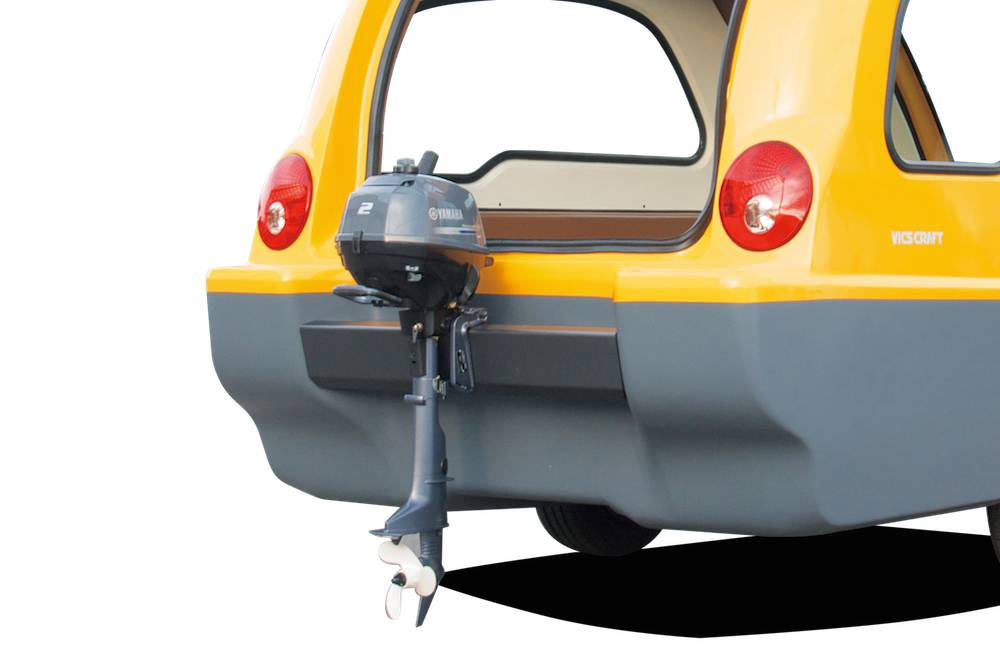 MiniBig-amphibious-camper-trailer-5 The MiniBig Is A Small Camper Trailer That Turns Into A Tiny Boat