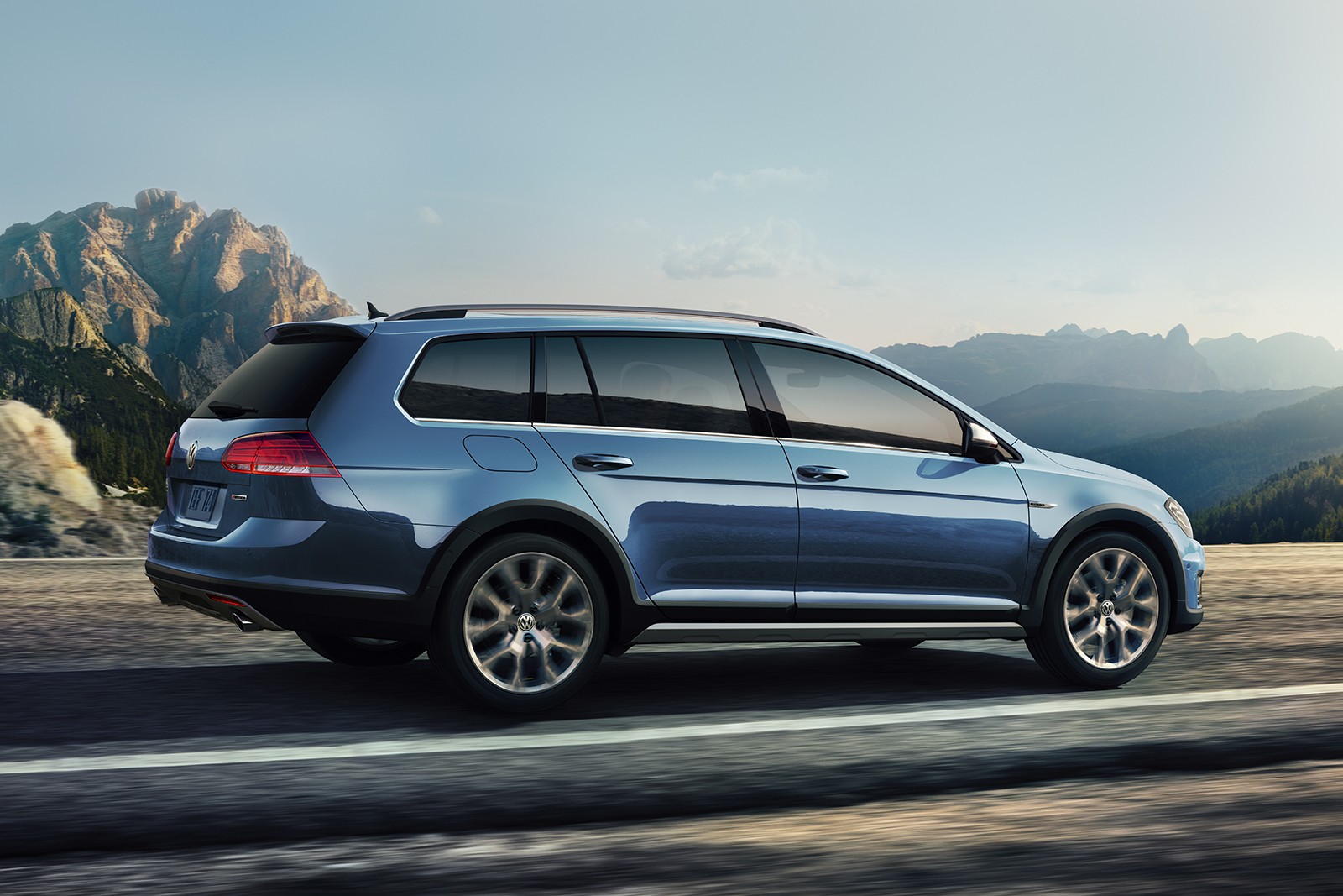 2019_Golf_Alltrack--8760 2019 VW Lineup Is A Mixed Bag As The Golf Loses Power And The Passat Climbs $2,300
