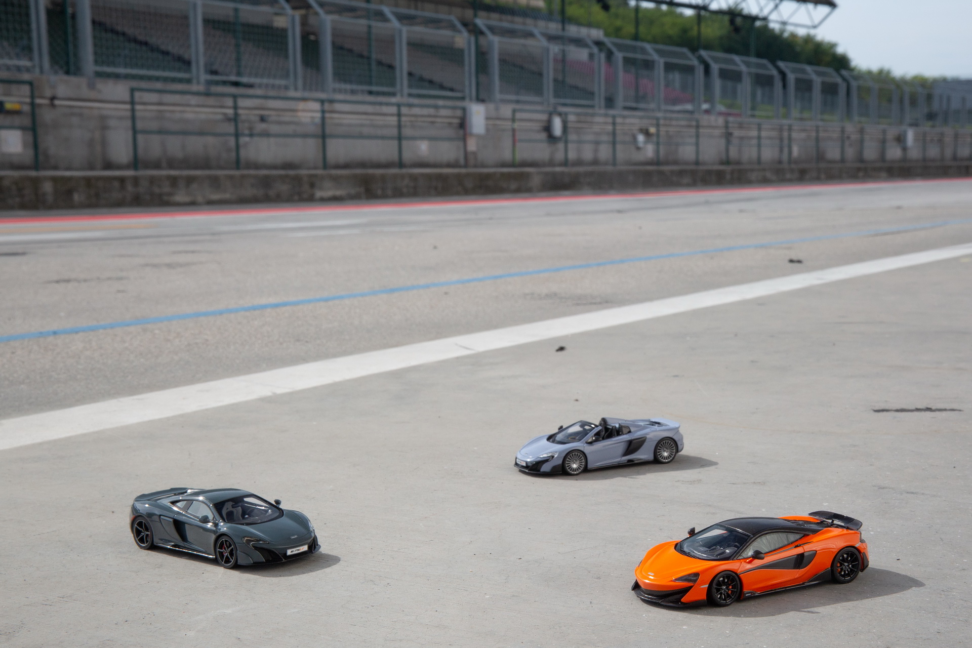 mclaren-600lt-scale-model-2 McLaren’s 600LT Scale Model Costs £185,435 Less Than The Real Thing