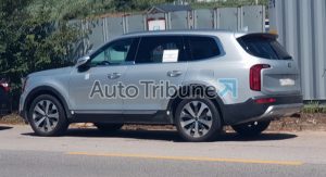 2019 Kia Telluride Spotted Undisguised (Again), Remains Pretty Faithful