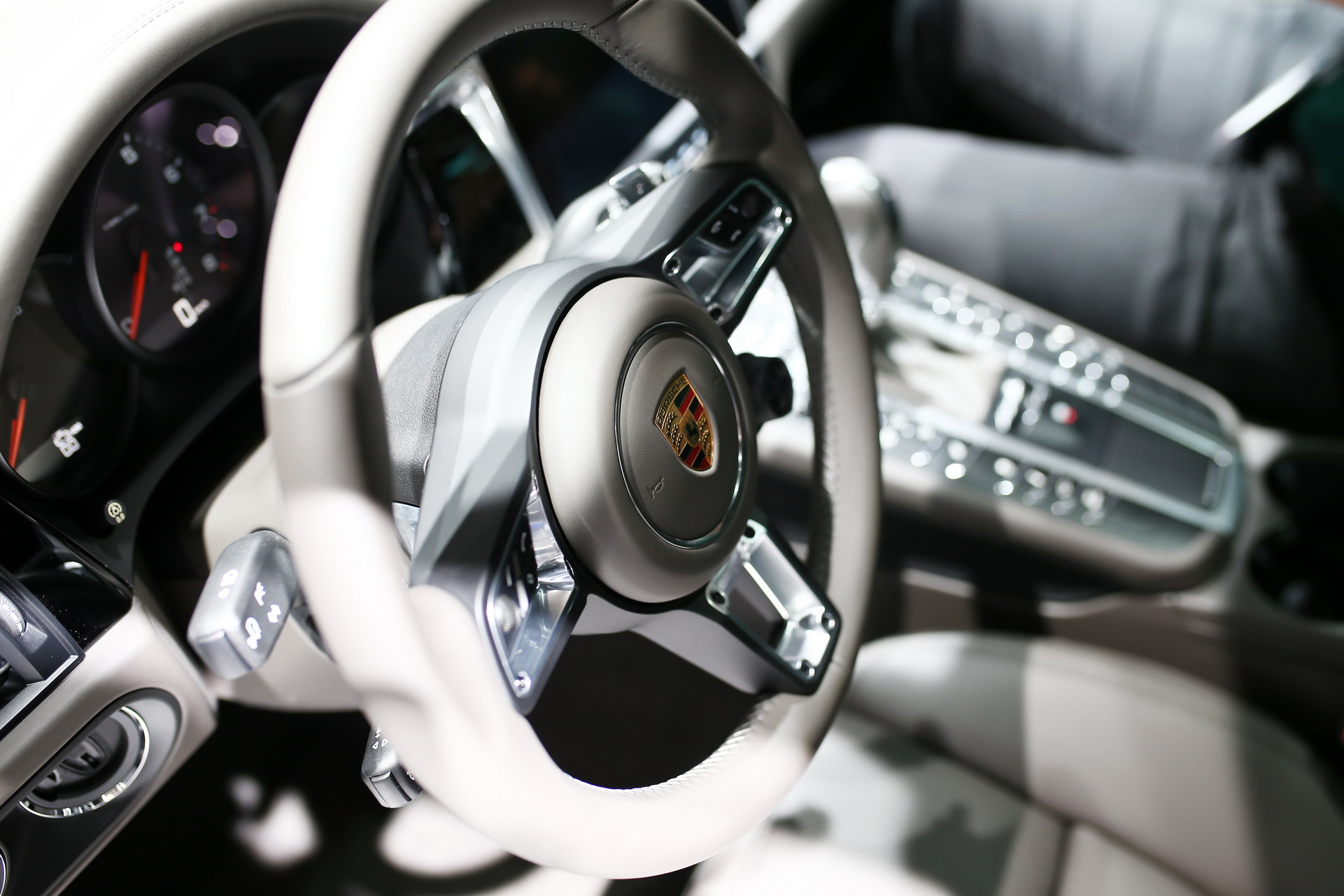 Porsche 11 2018 Paris Auto Show Gallery: Porsche