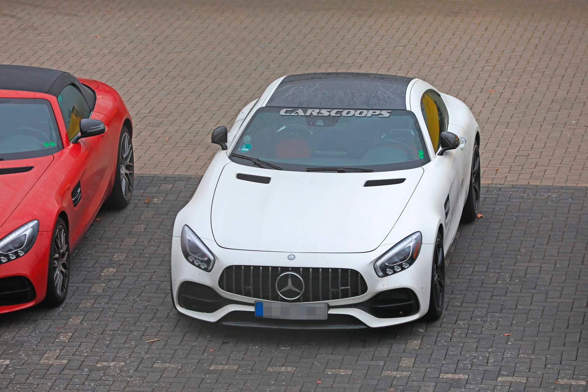 2019 Mercedes AMG GT 53 spy shots 6 2019 Mercedes-AMG GT Prototype With Round Exhausts Is Likely The ’53’ Hybrid