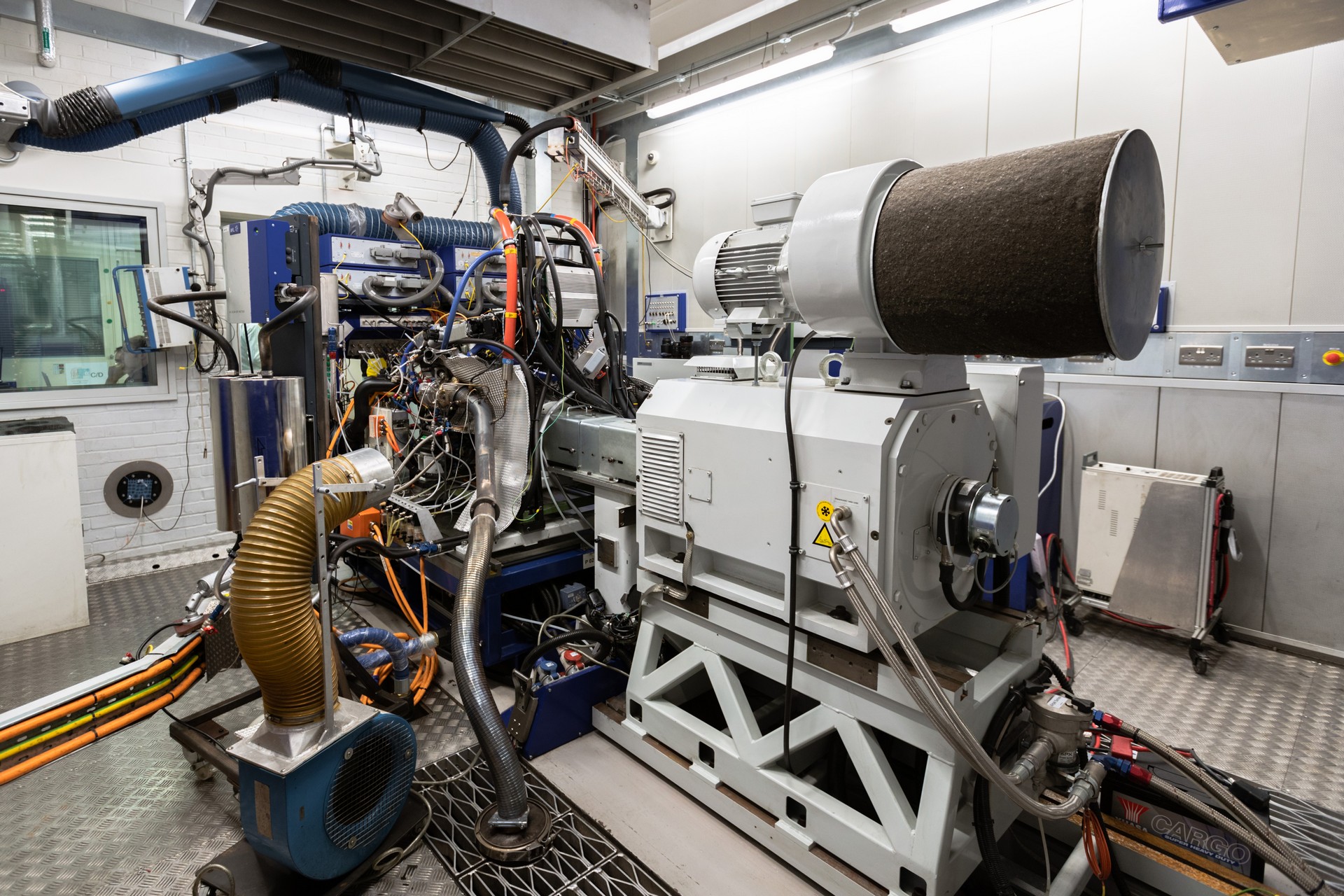 Infiniti Project Black S Concept-119 Infiniti Project Black S Concept With F1 Hybrid Tech Has The Power Go After M4, RS5