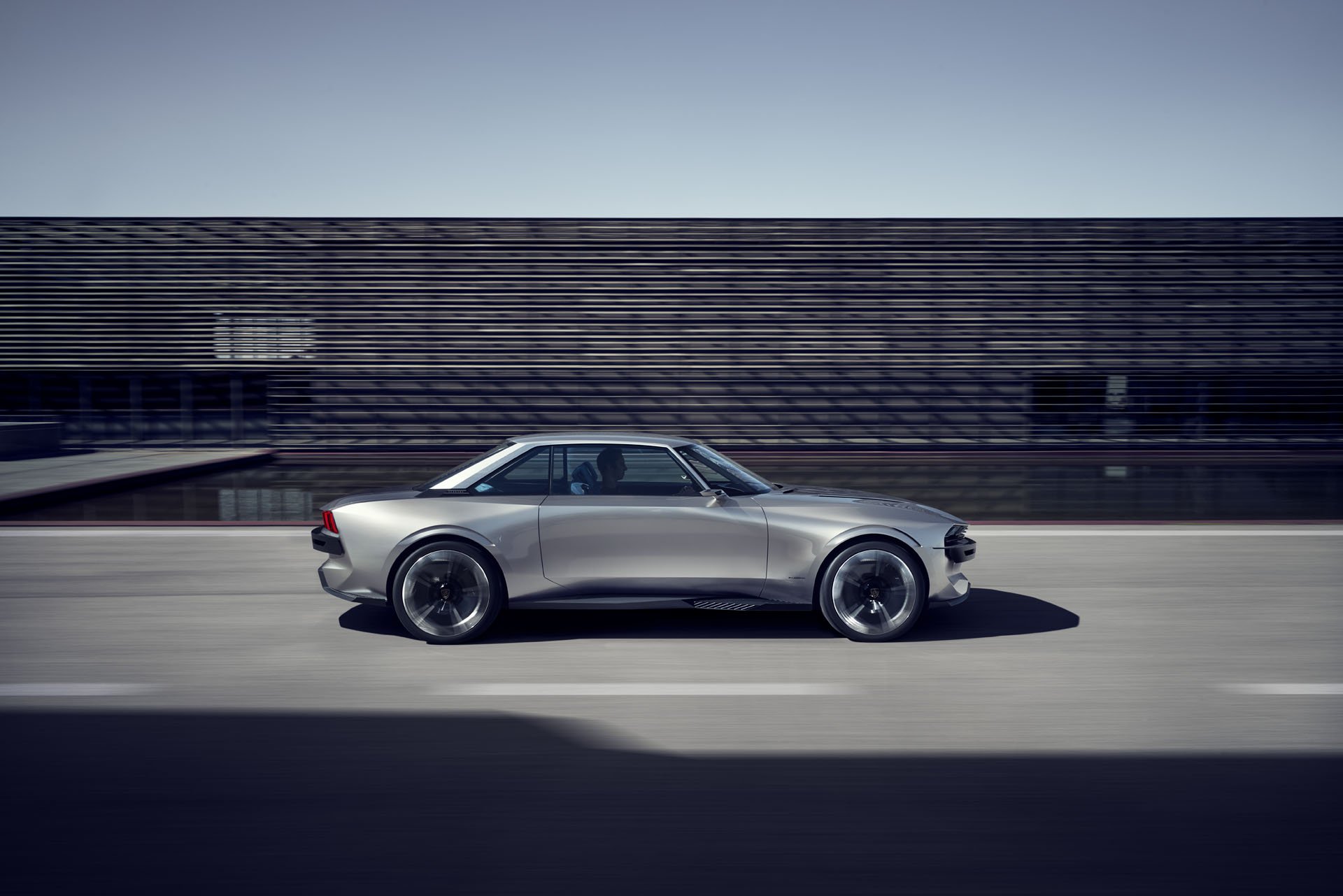 Peugeot-Autonomous-Vehicle-Designs-2 Peugeot Design Boss Says Autonomous Cars Can Have Sexy Looks