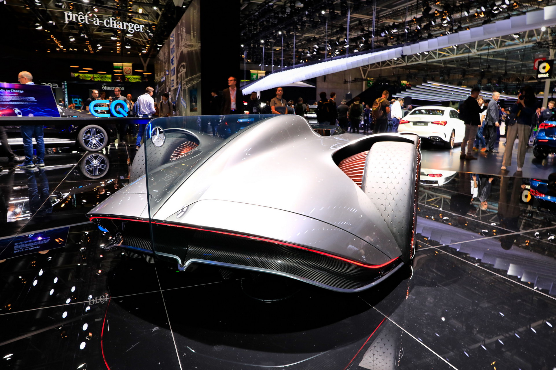 Mercedes B108 2018 Paris Auto Show Gallery: Mercedes-Benz