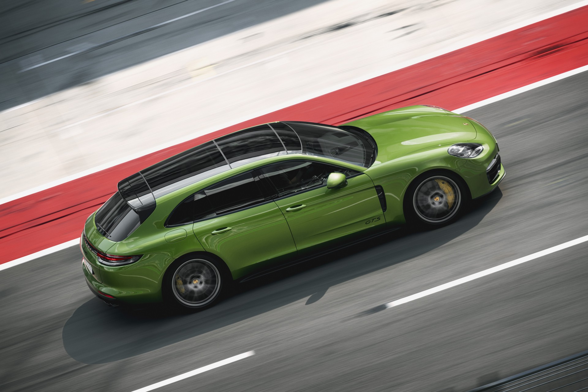 2019 Porsche Panamera GTS-9 2019 Porsche Panamera GTS Debuts With 453 HP