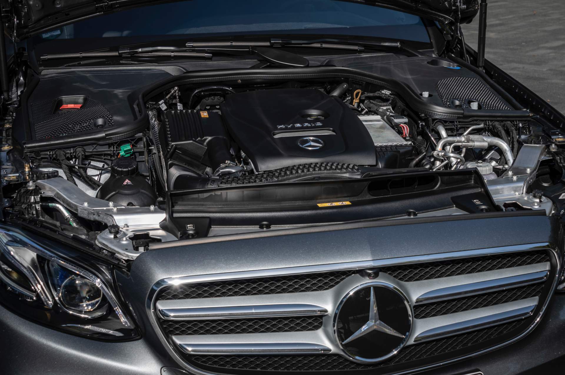 Driven by EQ Stuttgart 2018
Driven by EQ Stuttgart 2018 Mercedes E300e And E300de PHEVs Mix Electricity With Petrol And Diesel Power