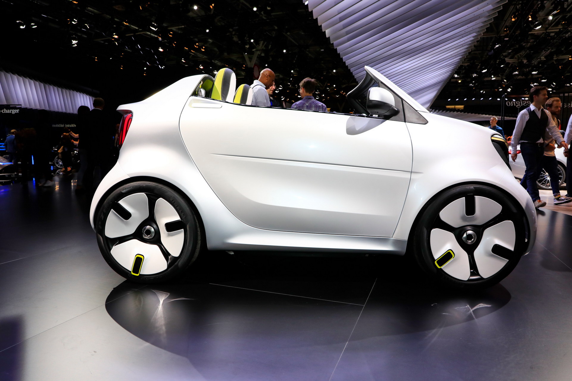 Smart 14 2018 Paris Auto Show Gallery: Smart