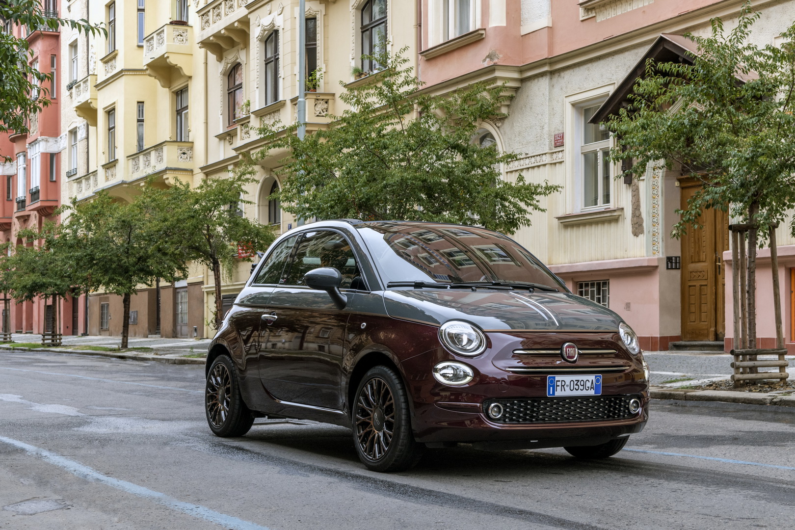2019 fiat 500 collezione 4 Fiat Celebrates Autumn With New 500 Collezione Edition