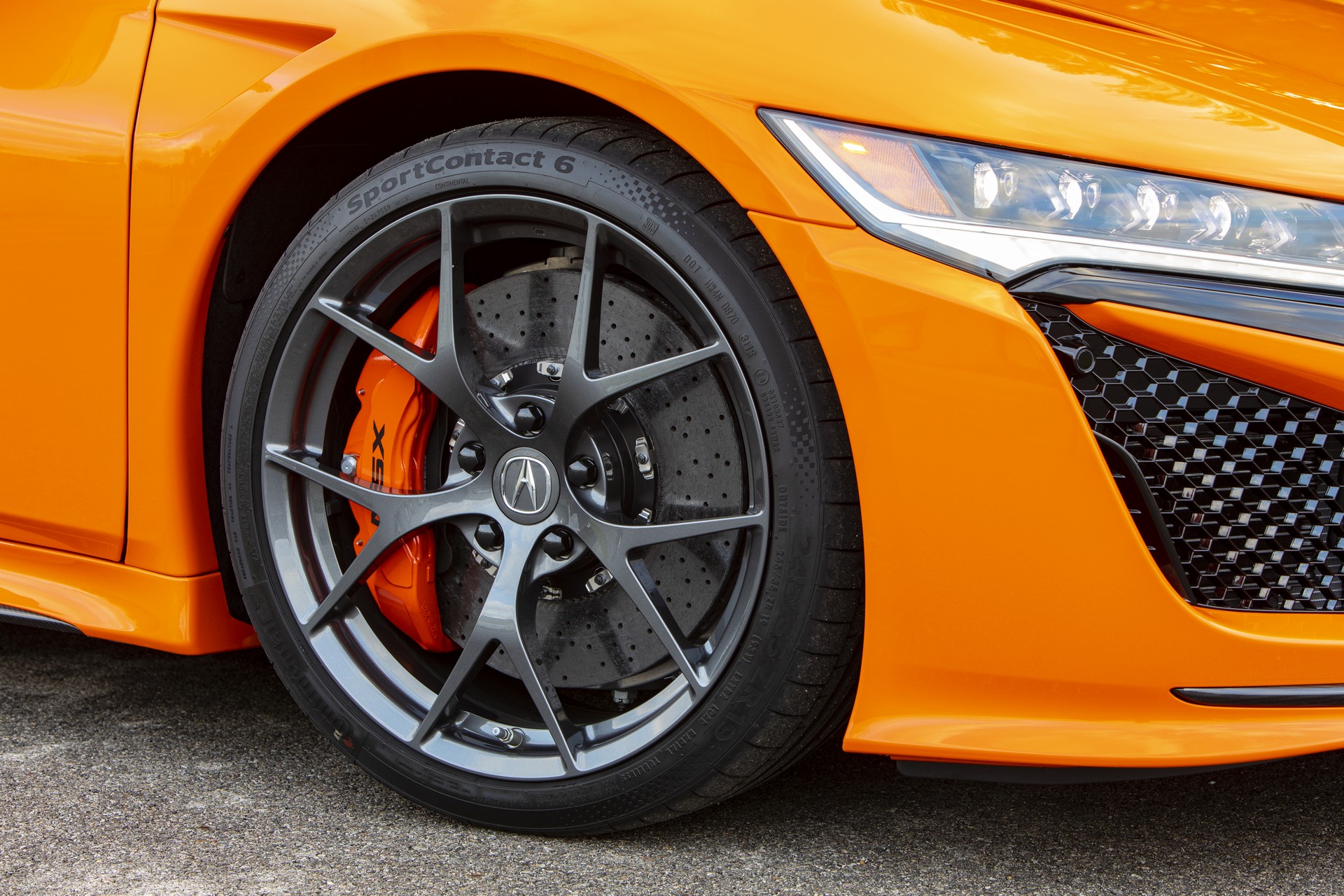 2019-Acura-NSX-20 First Drive: Updated 2019 Acura NSX Proves Itself At The Track