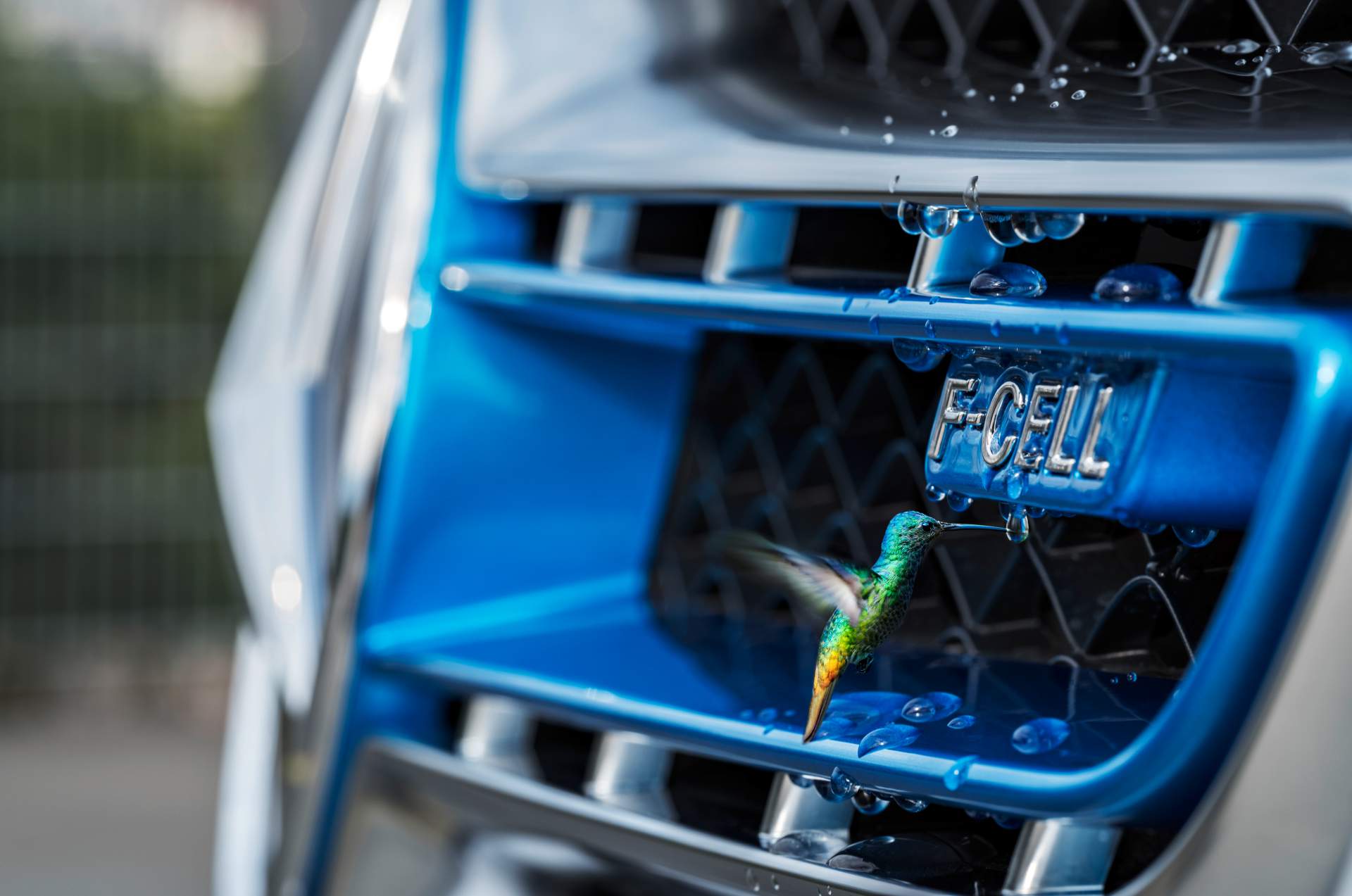 Mercedes-Benz GLC F-CELL (X253) 2017Mercedes-Benz GLC F-CELL (X253) 2017 Mercedes Drops Full Details On GLC F-Cell Before Deliveries Begin