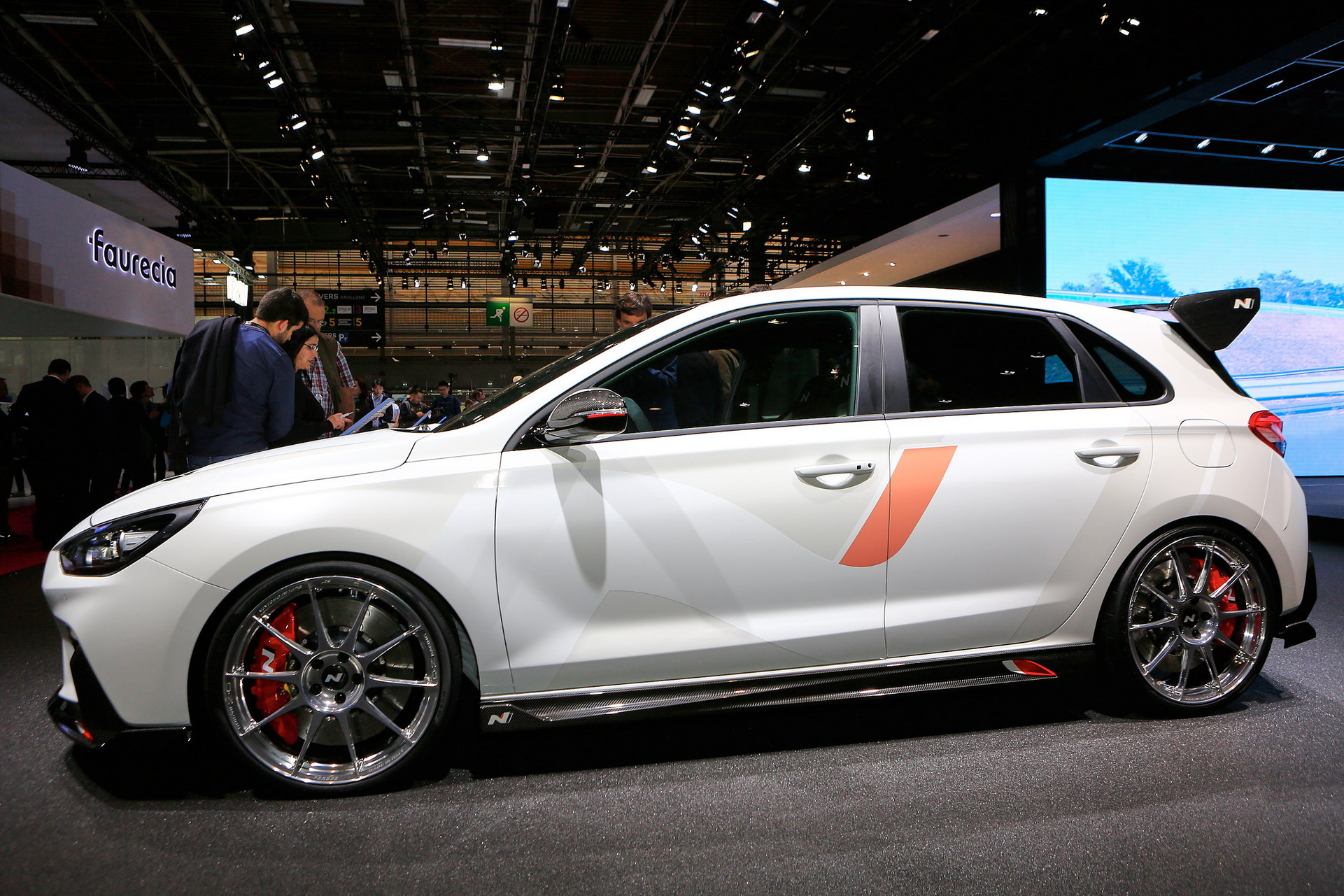 Hyundai i30 N Option Concept_07 Hyundai N Option Concept Borrows A Page From BMW’s M Performance Parts Book