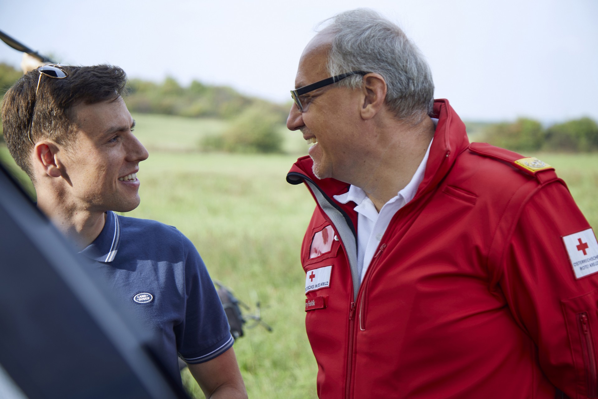 Land Rover Discovery Emergency Response Vehicle-6 Land Rover SVO Builds A One-Off Discovery Emergency Vehicle Complete With A Drone