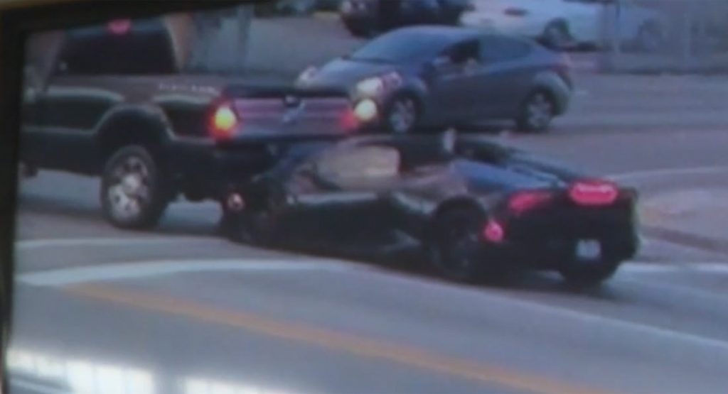 Lamborghini Driver Rear-Ends Pickup, Abandons It And Flees In Mercedes